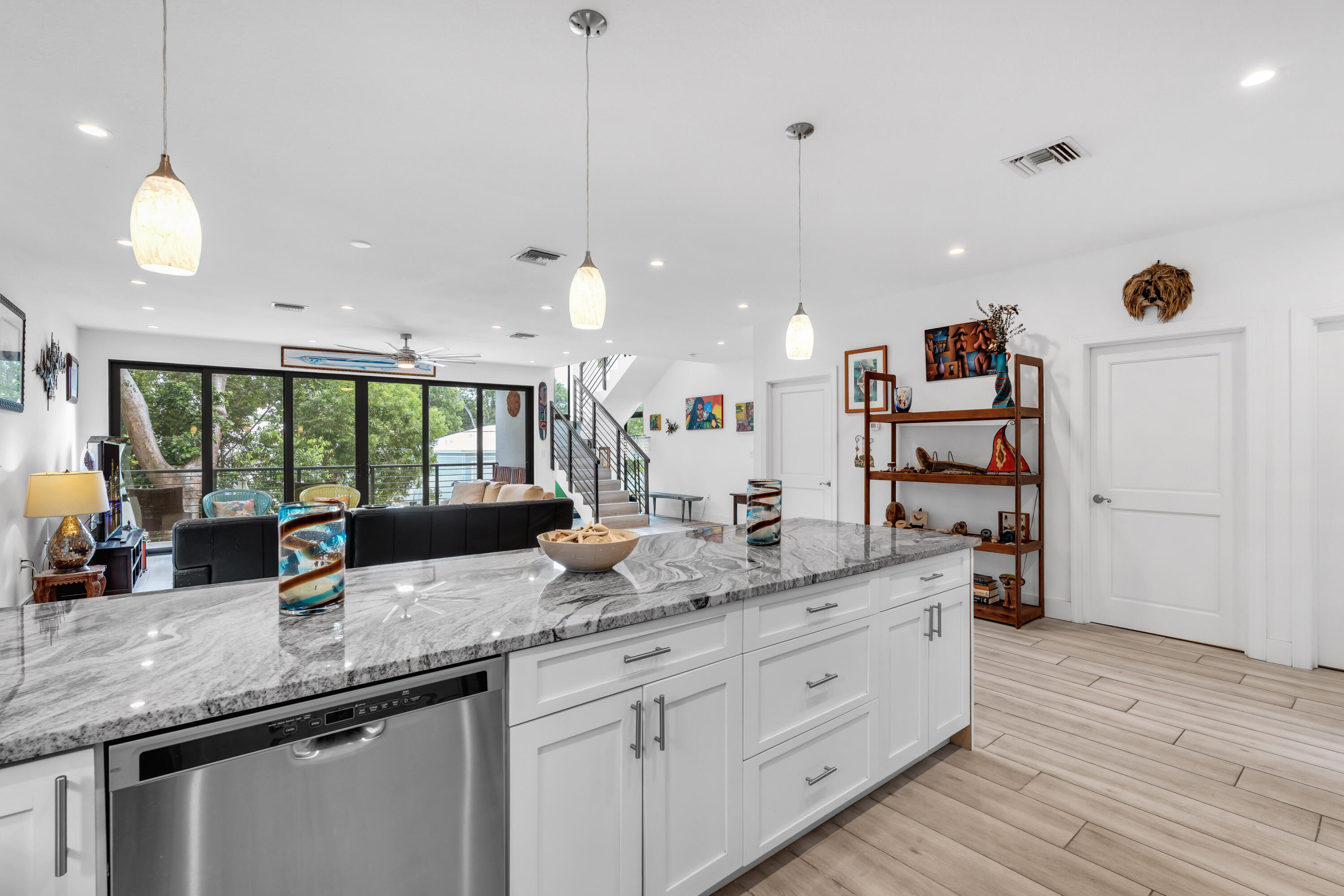 669 Colson Drive Property Photo 8