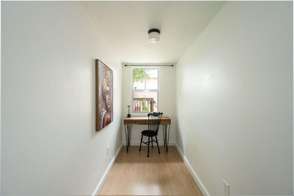 205 Julia Street Property Photo 26