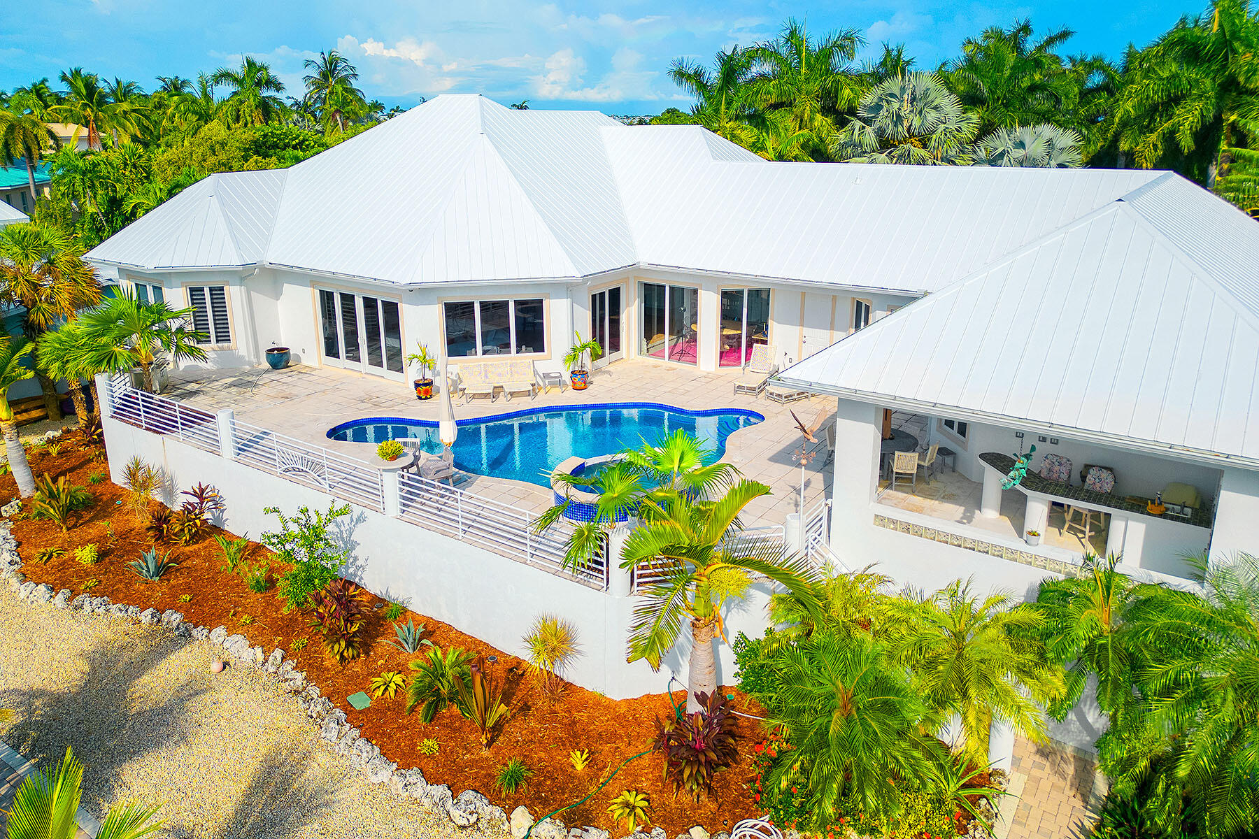 1151 Ocean Drive Property Photo 5