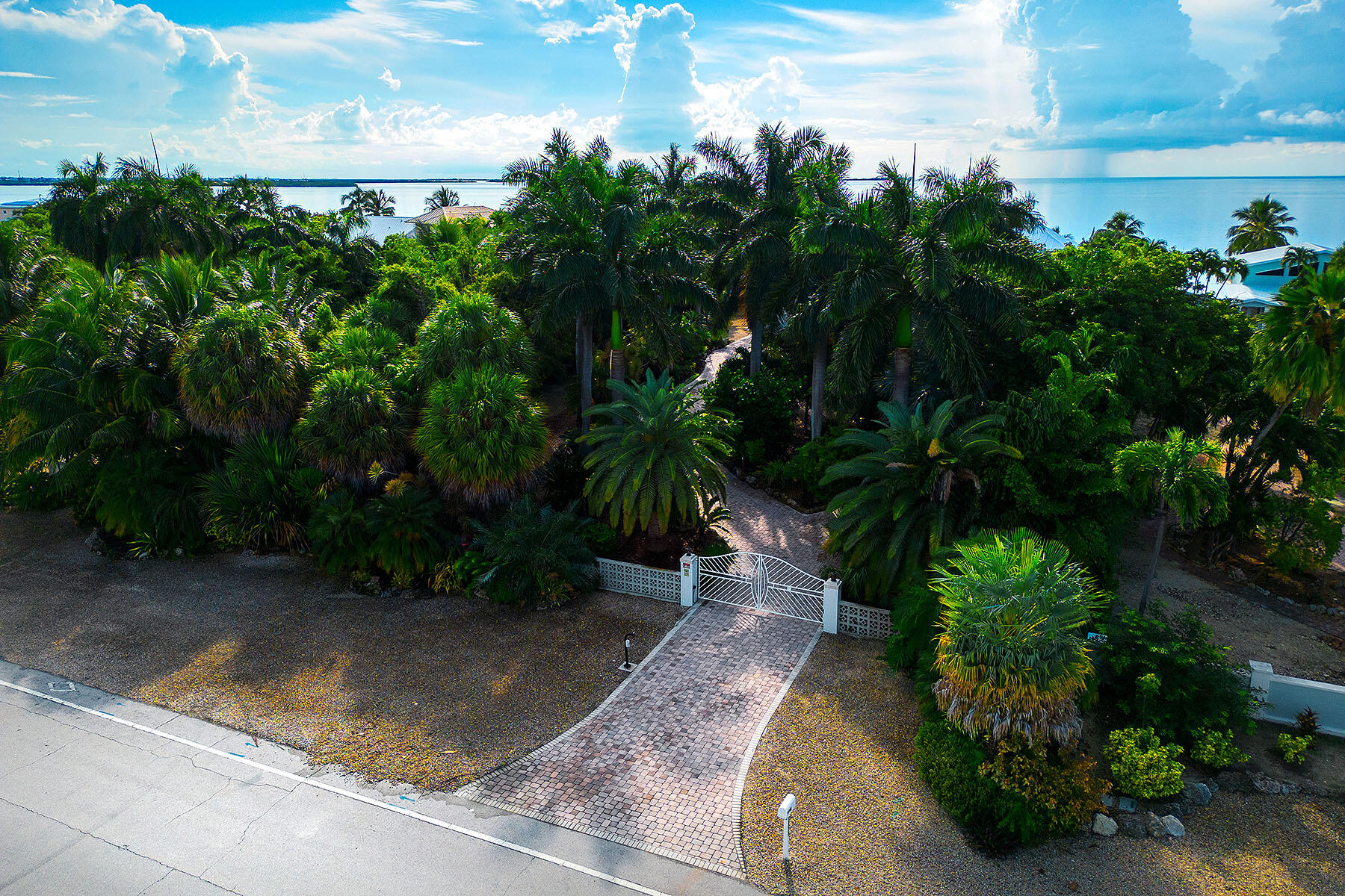 1151 Ocean Drive Property Photo 13