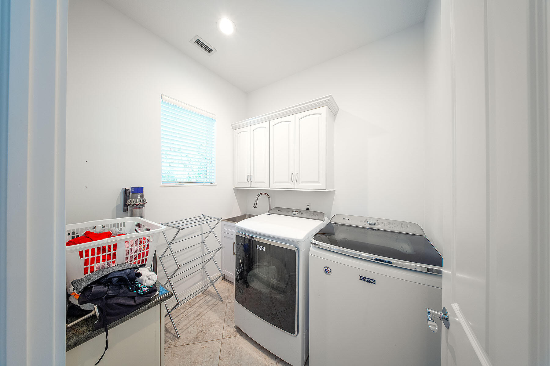 1151 Ocean Drive Property Photo 48