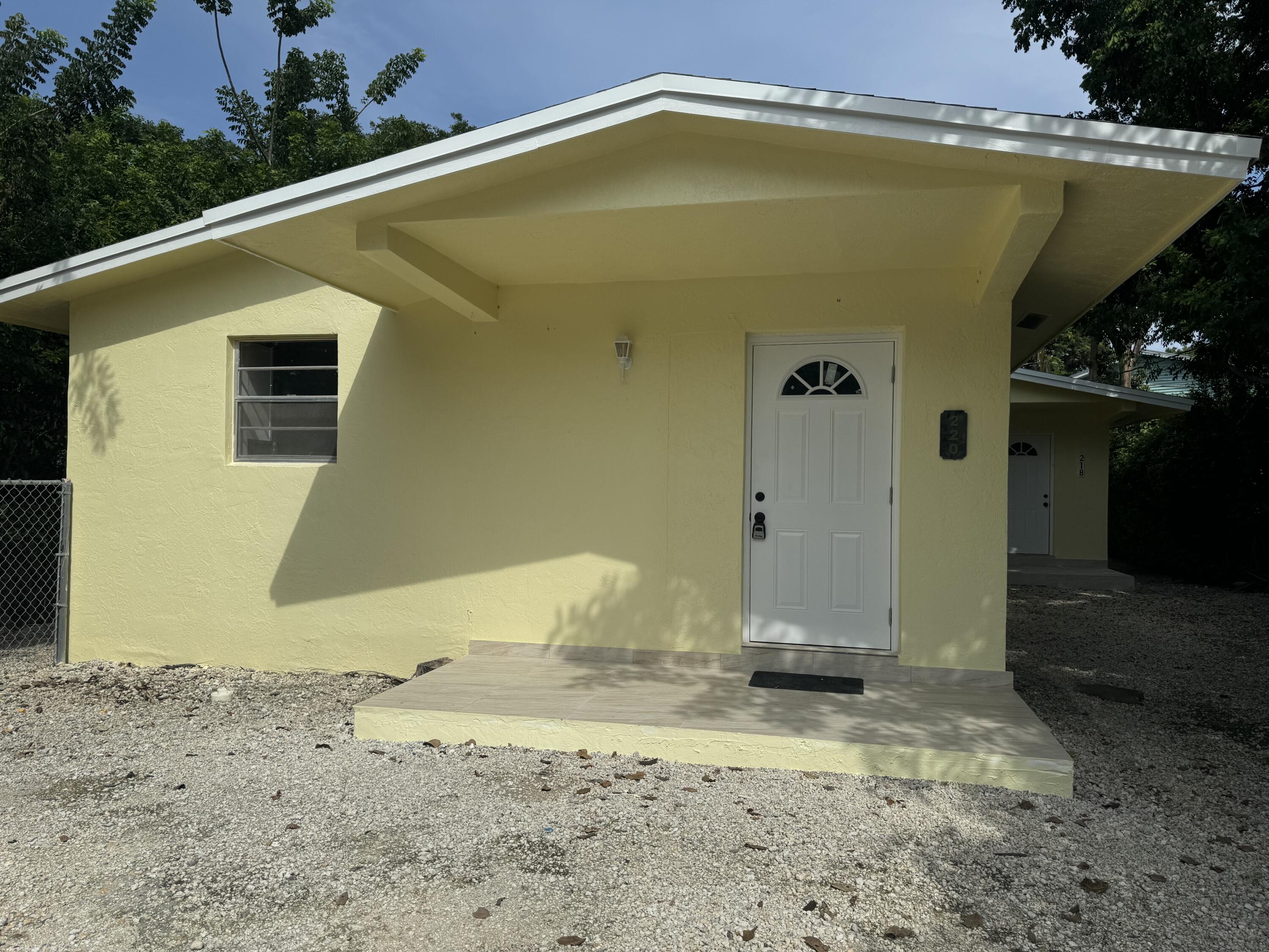 220 W Indies Road Property Photo 1