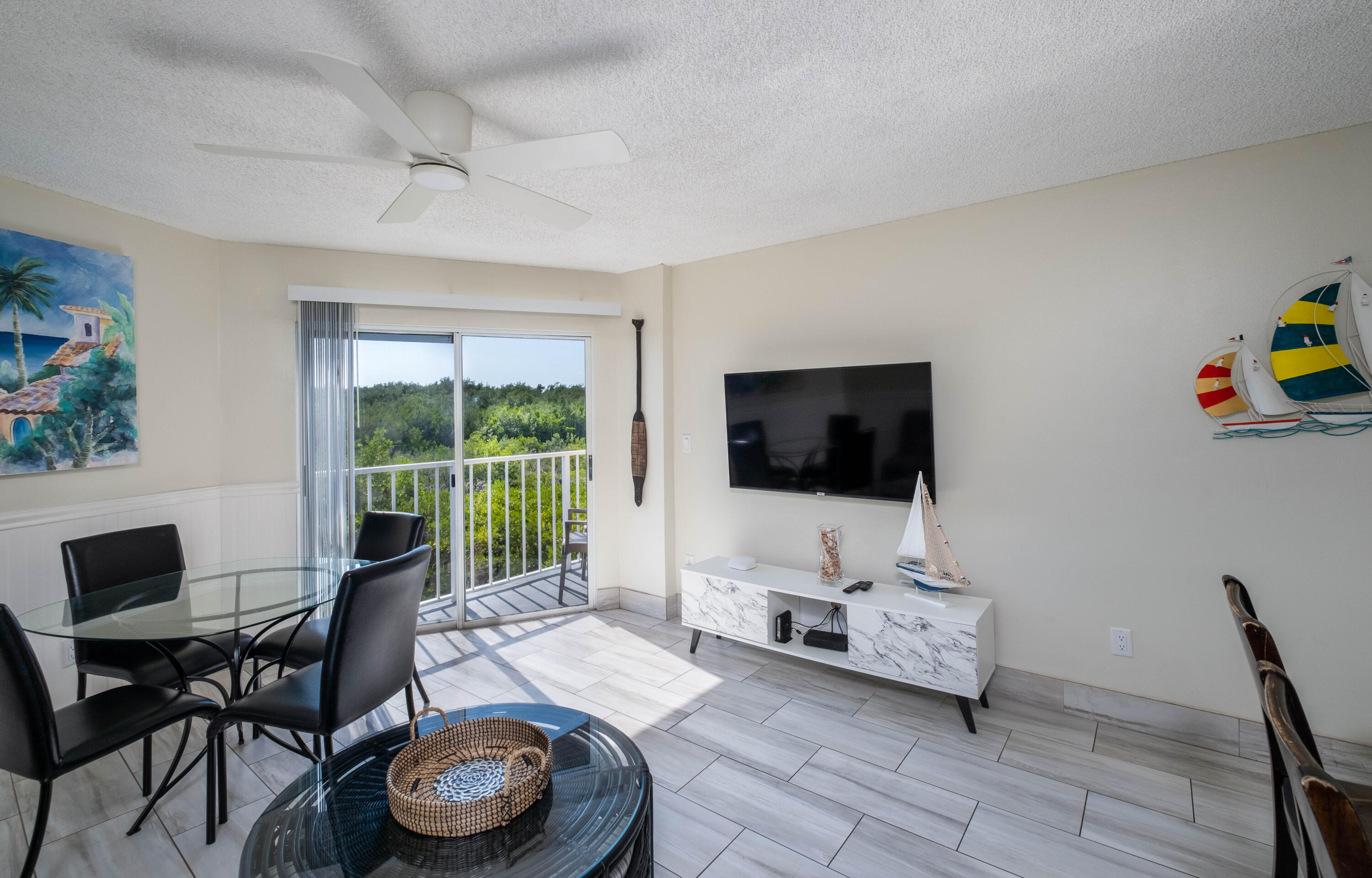 500 Burton Drive, 2207 Property Photo 8