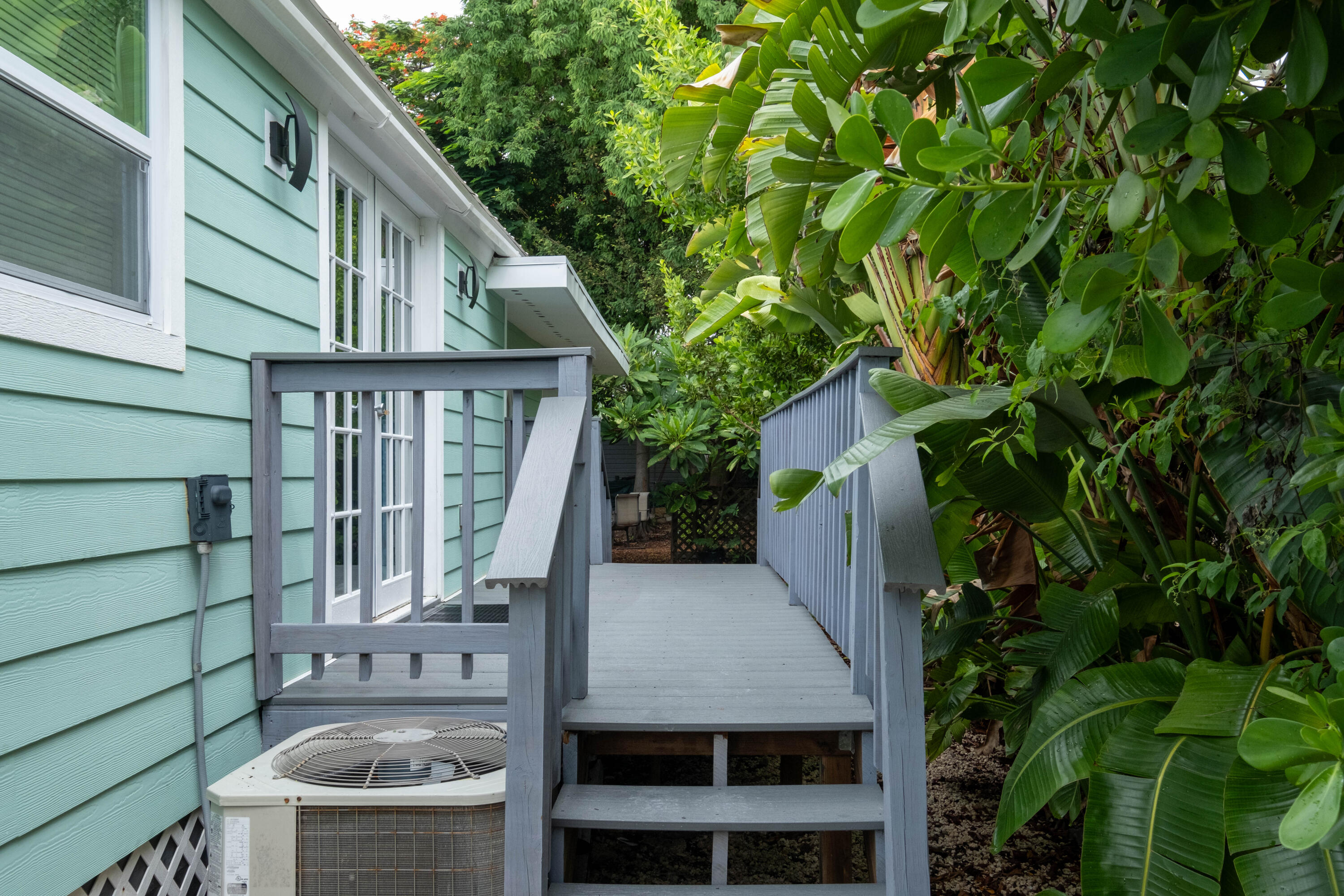 149 Orchid Street Property Photo 4