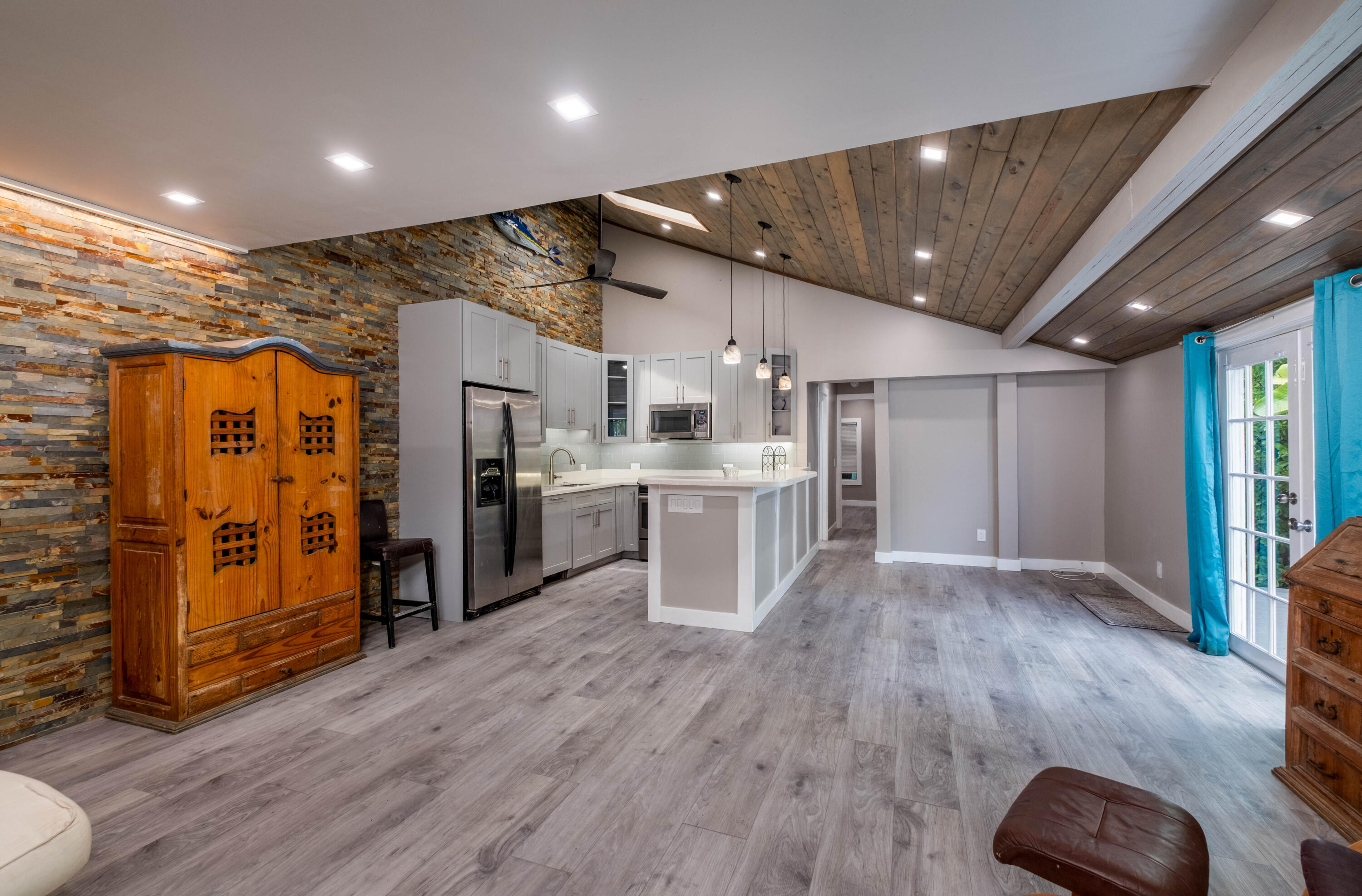 149 Orchid Street Property Photo 8