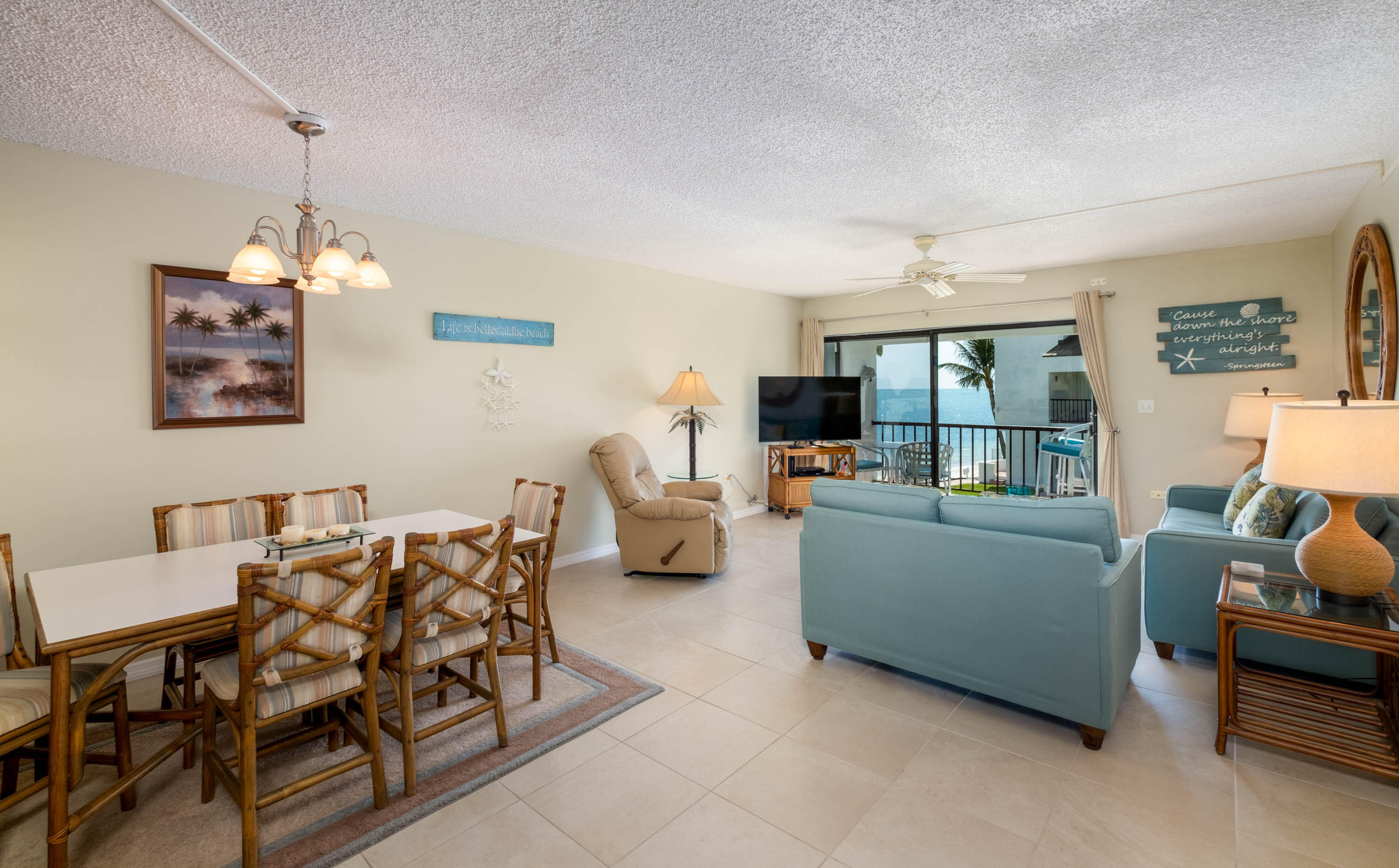 601 W Ocean Drive, 414 Property Photo 11