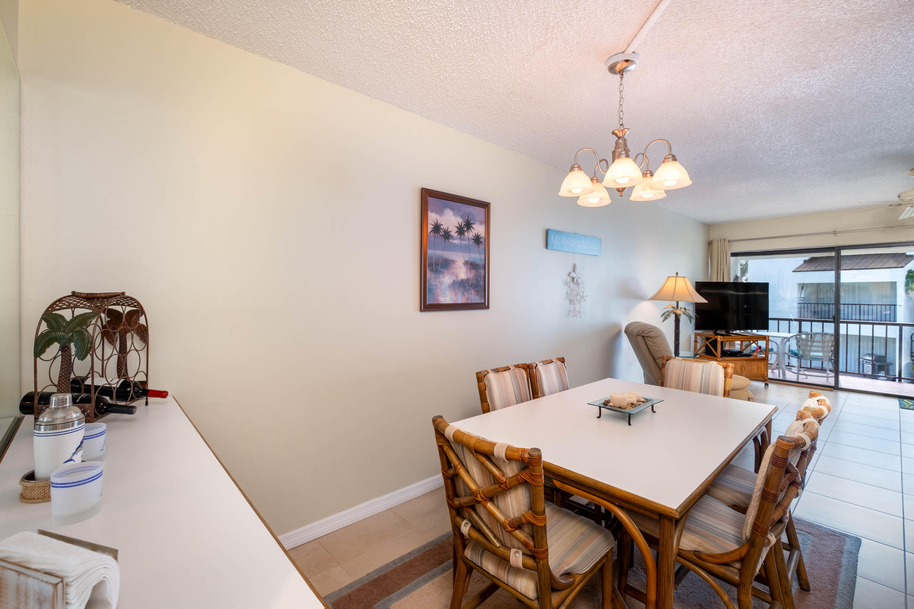 601 W Ocean Drive, 414 Property Photo 17