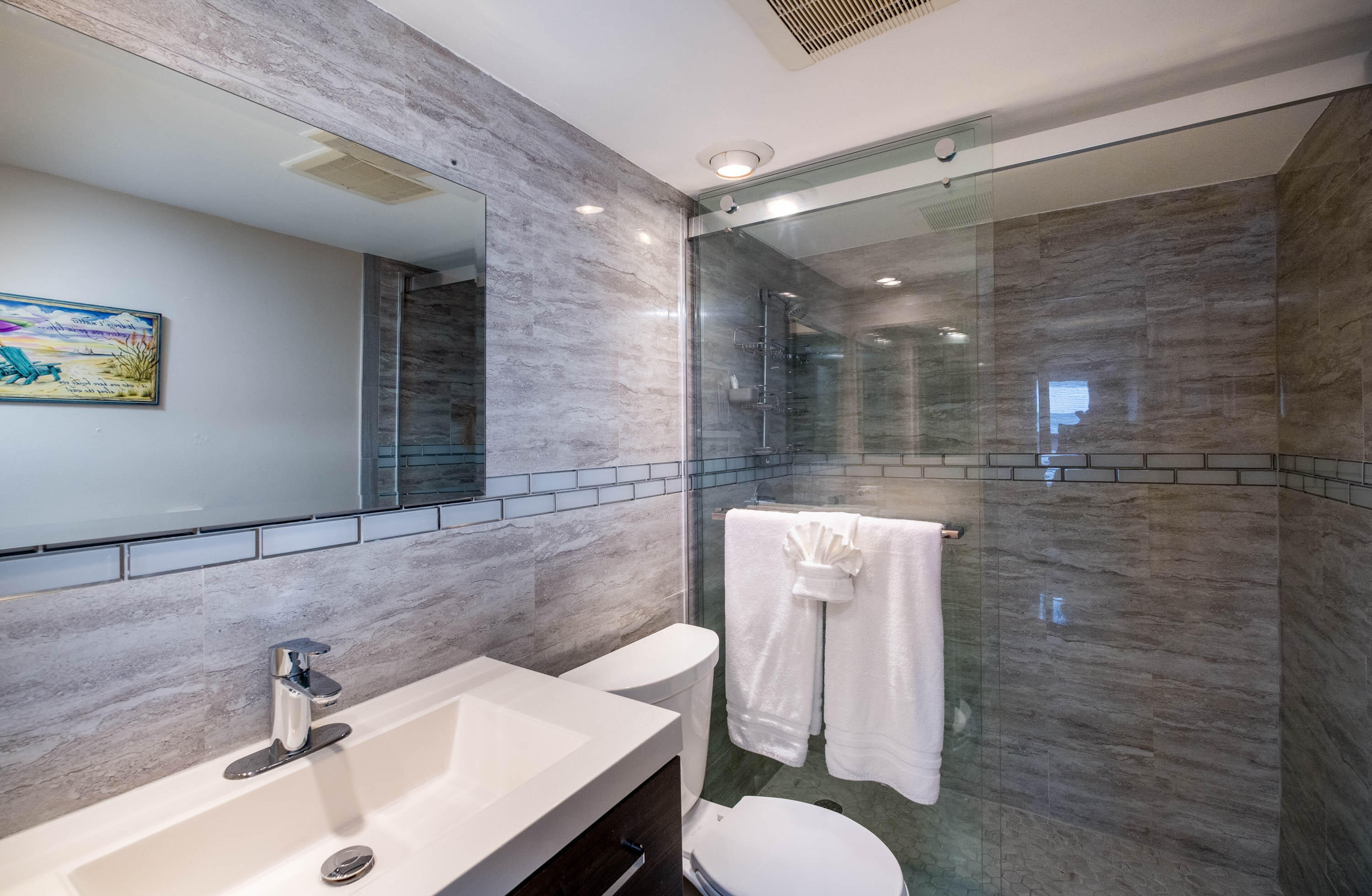 601 W Ocean Drive, 414 Property Photo 23