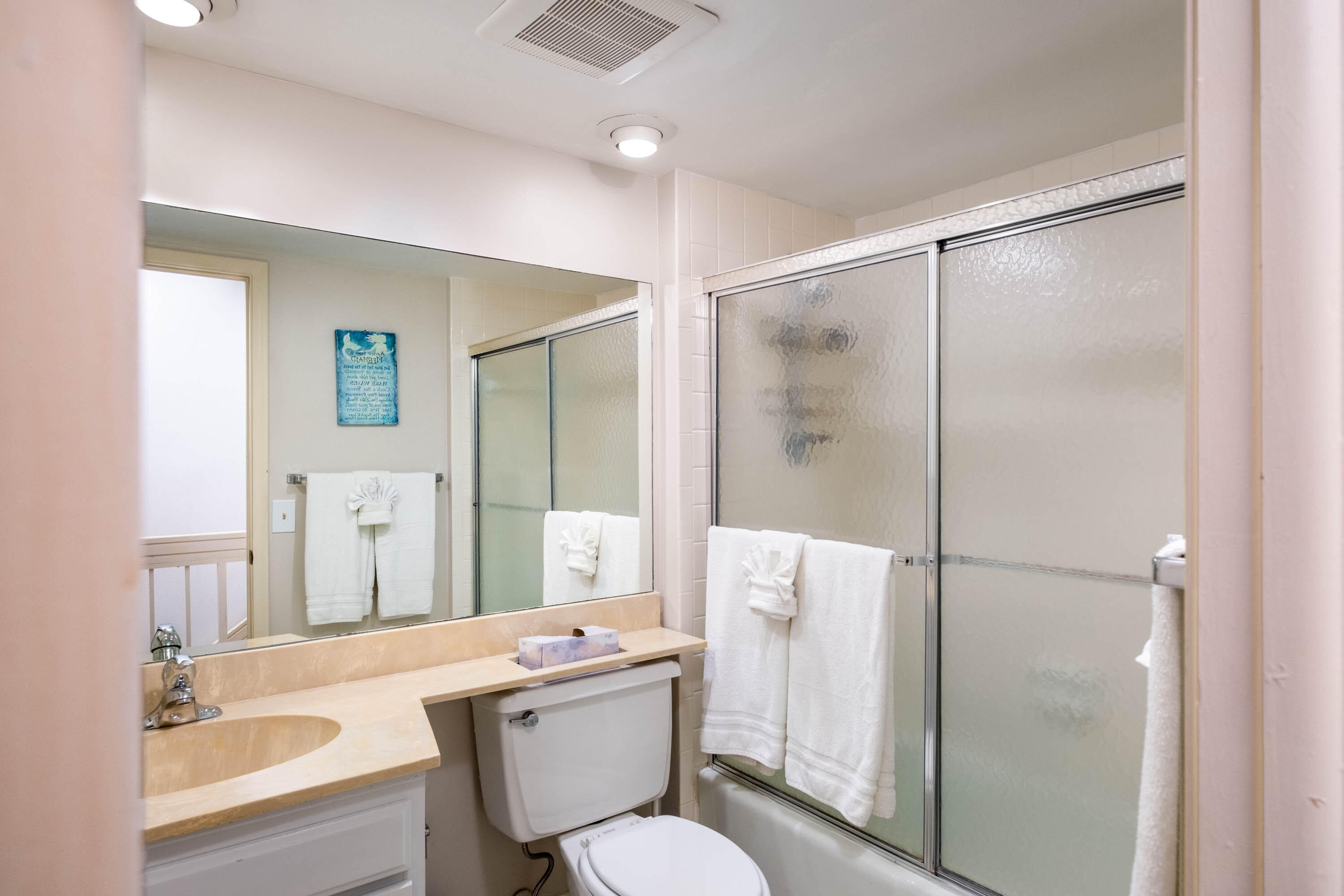 601 W Ocean Drive, 414 Property Photo 25