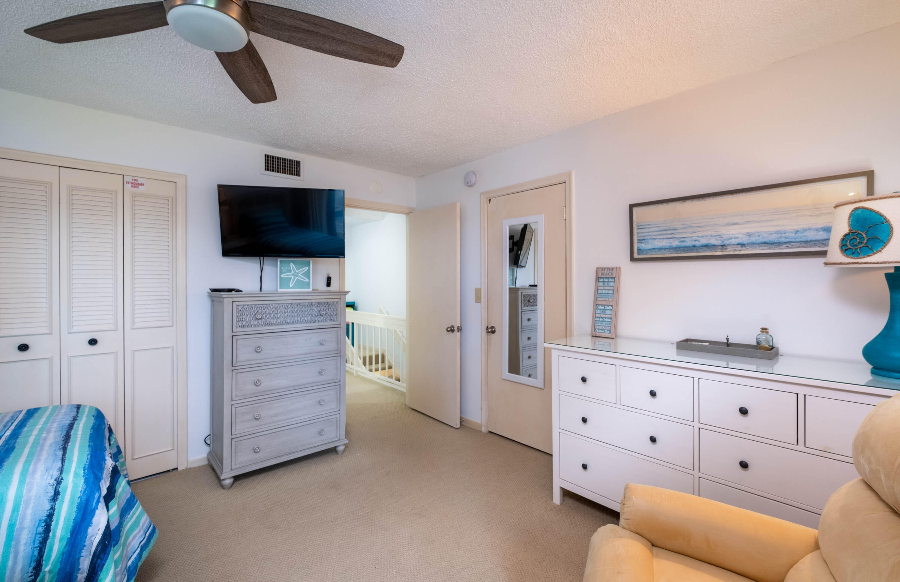 601 W Ocean Drive, 414 Property Photo 27