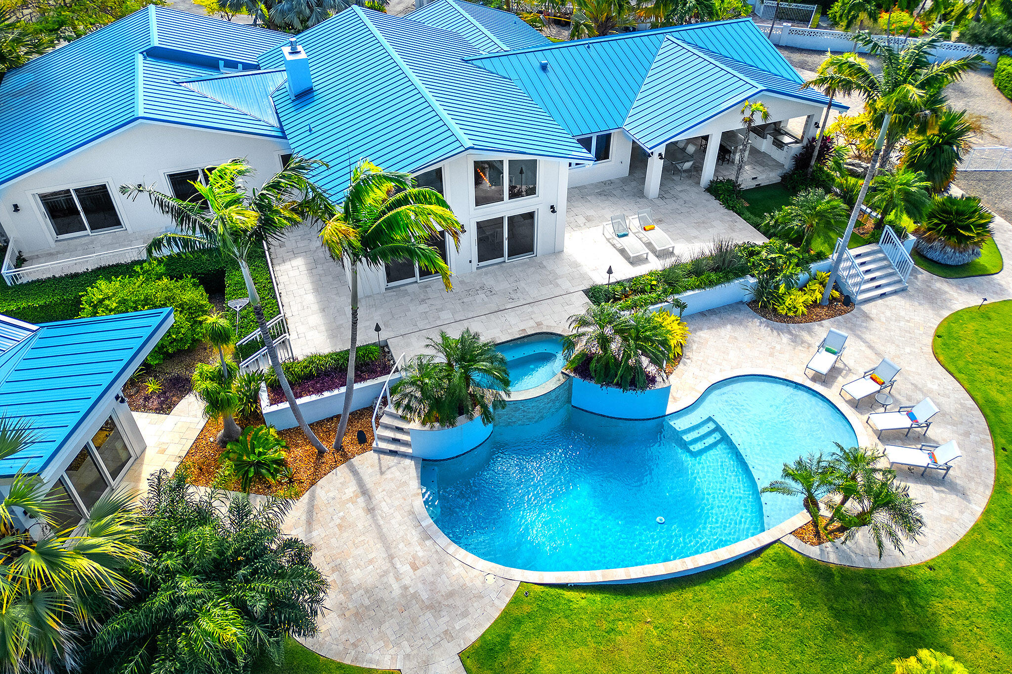 114 Calle Ensueno Property Photo 4