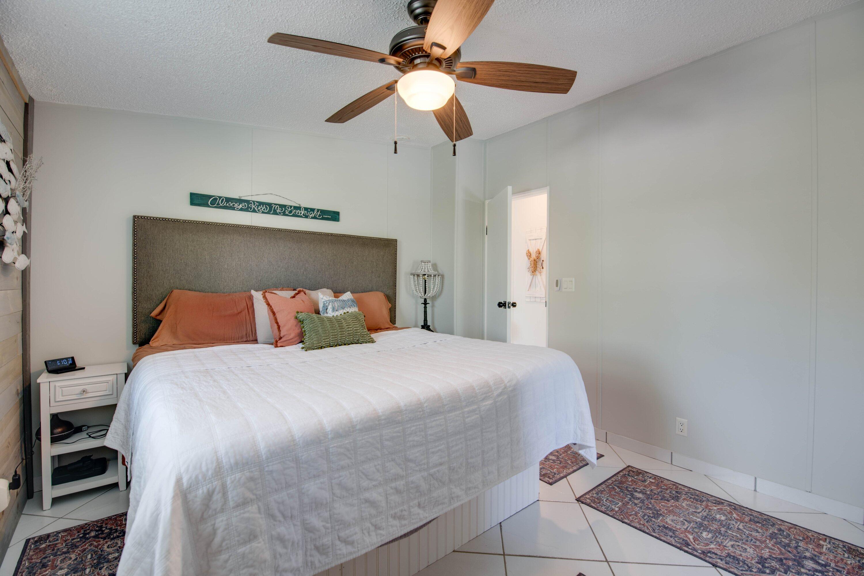 701 Spanish Main Drive, 573 Property Photo 10
