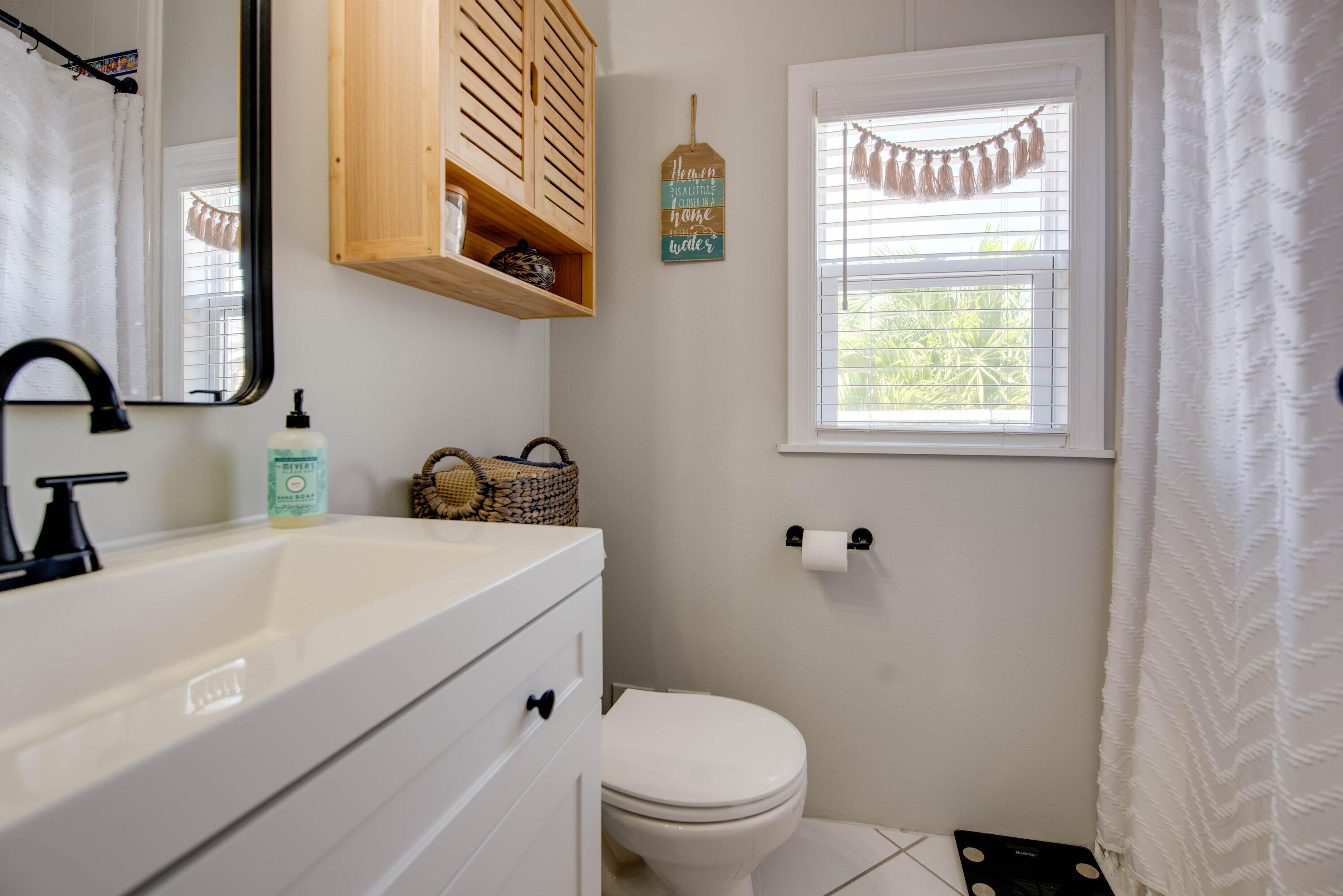 701 Spanish Main Drive, 573 Property Photo 11