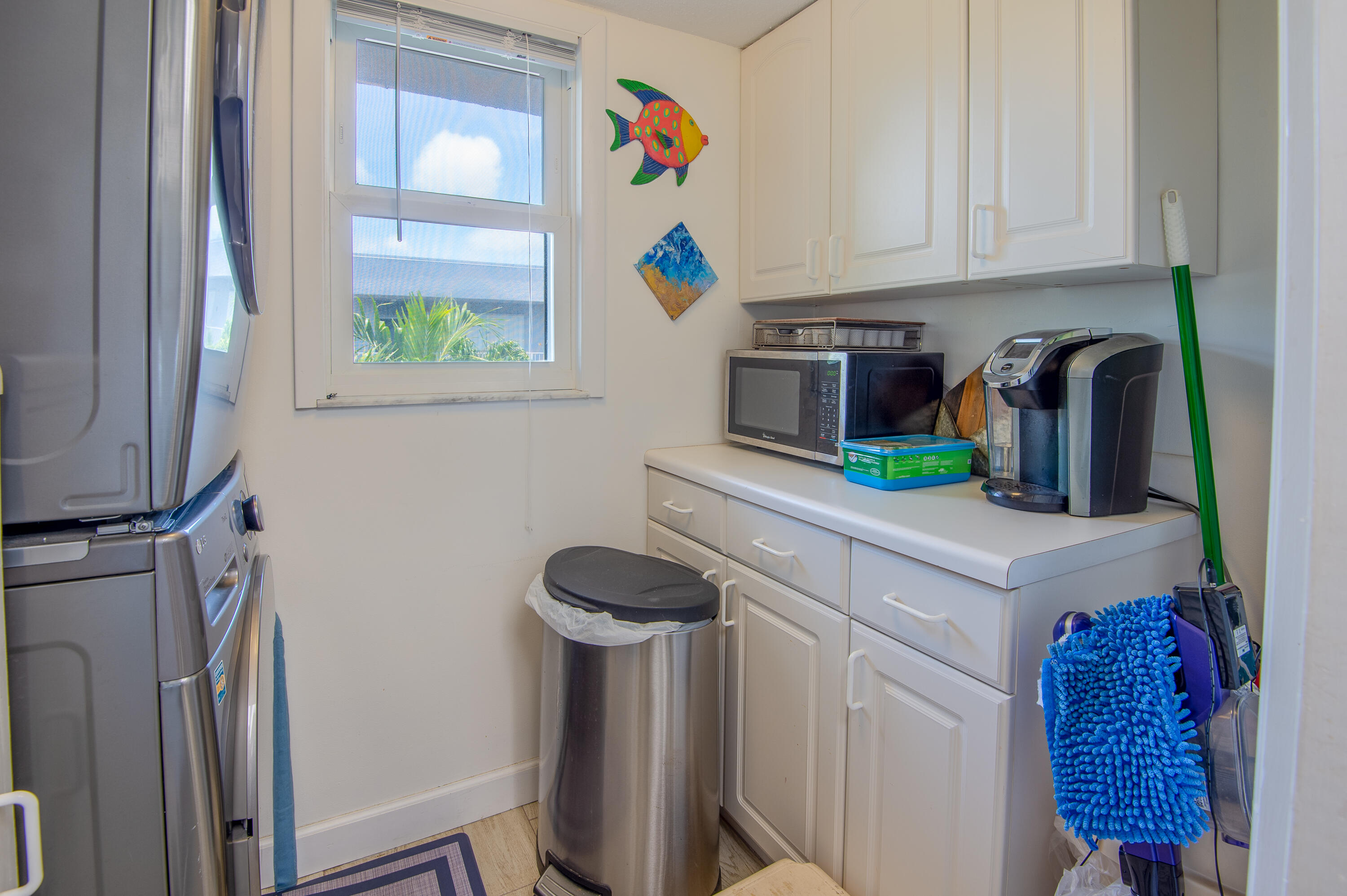 201 E Ocean Drive, 311 Property Photo 10