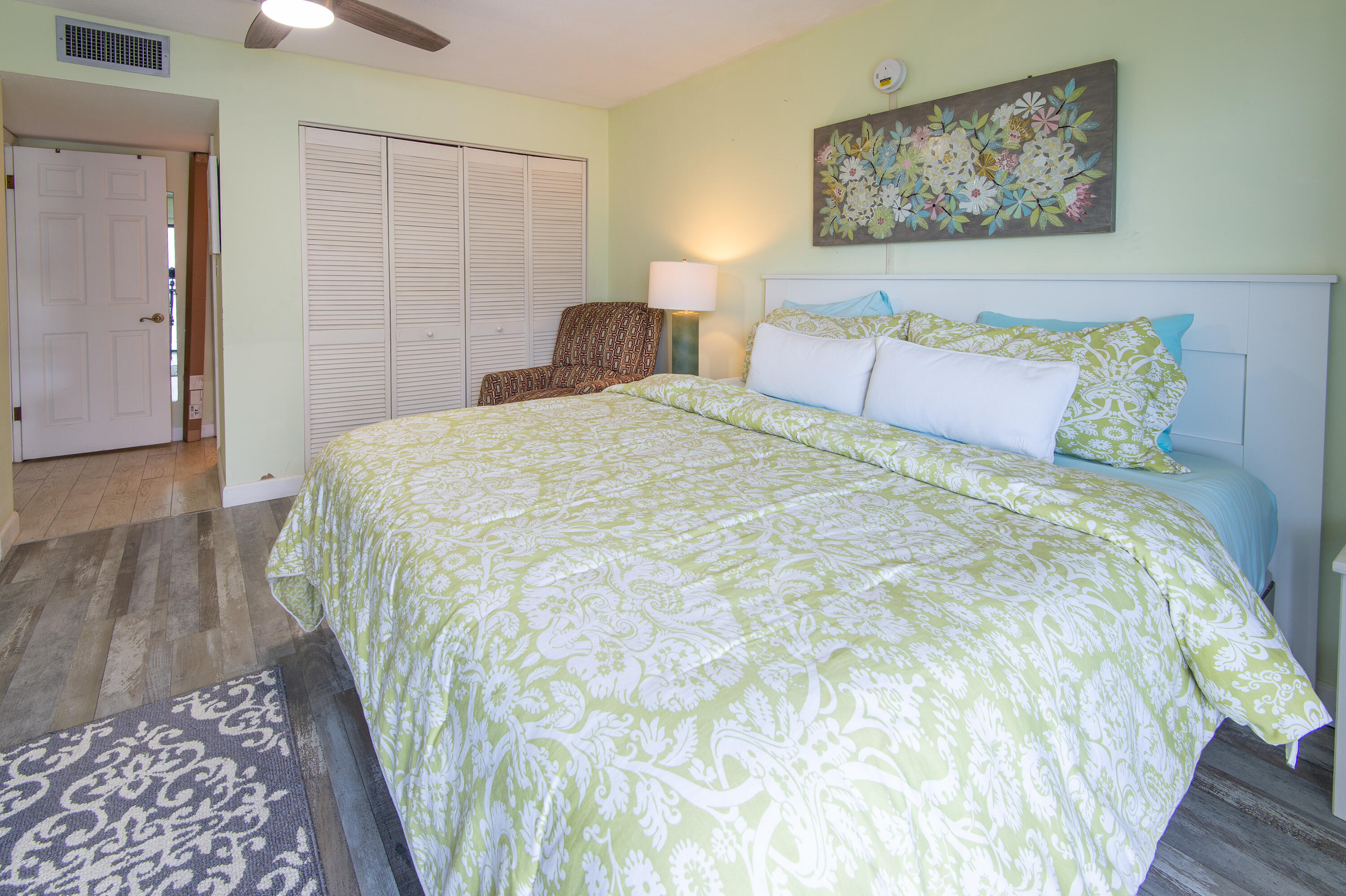 201 E Ocean Drive, 311 Property Photo 15