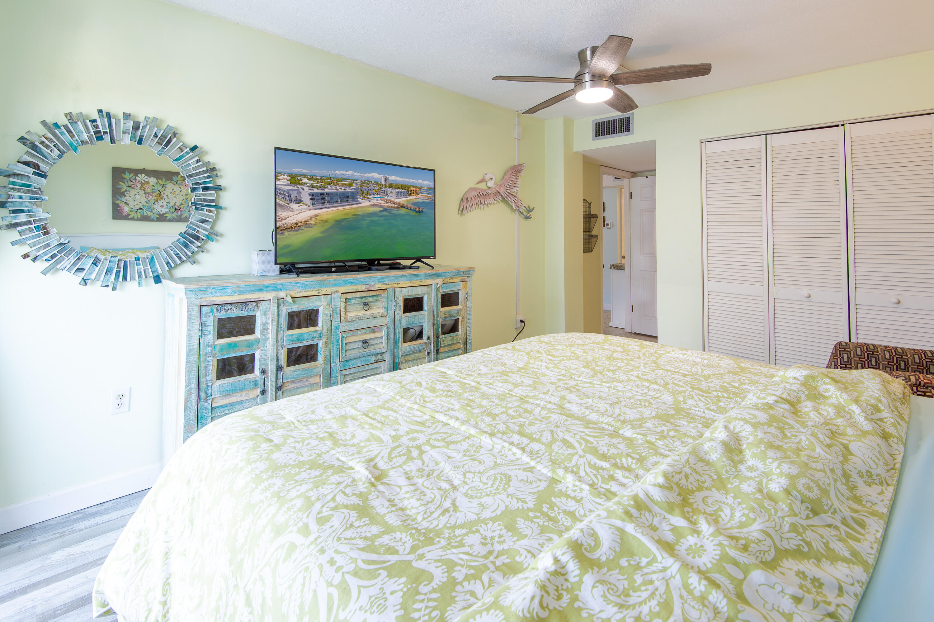 201 E Ocean Drive, 311 Property Photo 16
