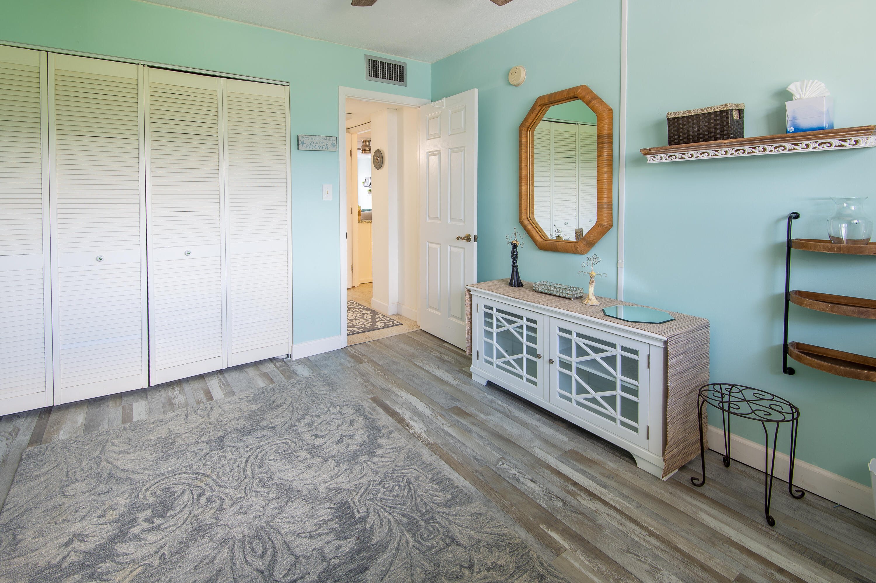 201 E Ocean Drive, 311 Property Photo 18