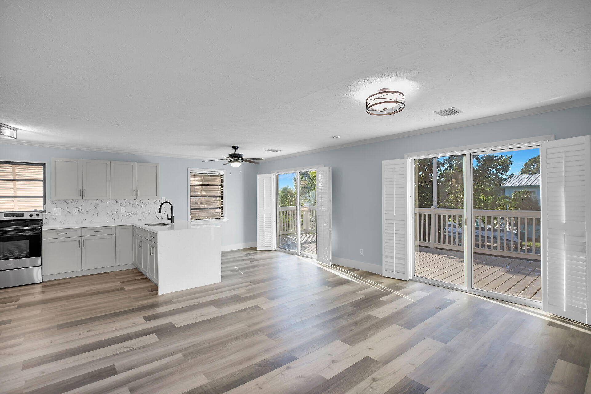 29172 Rose Drive Property Photo 2