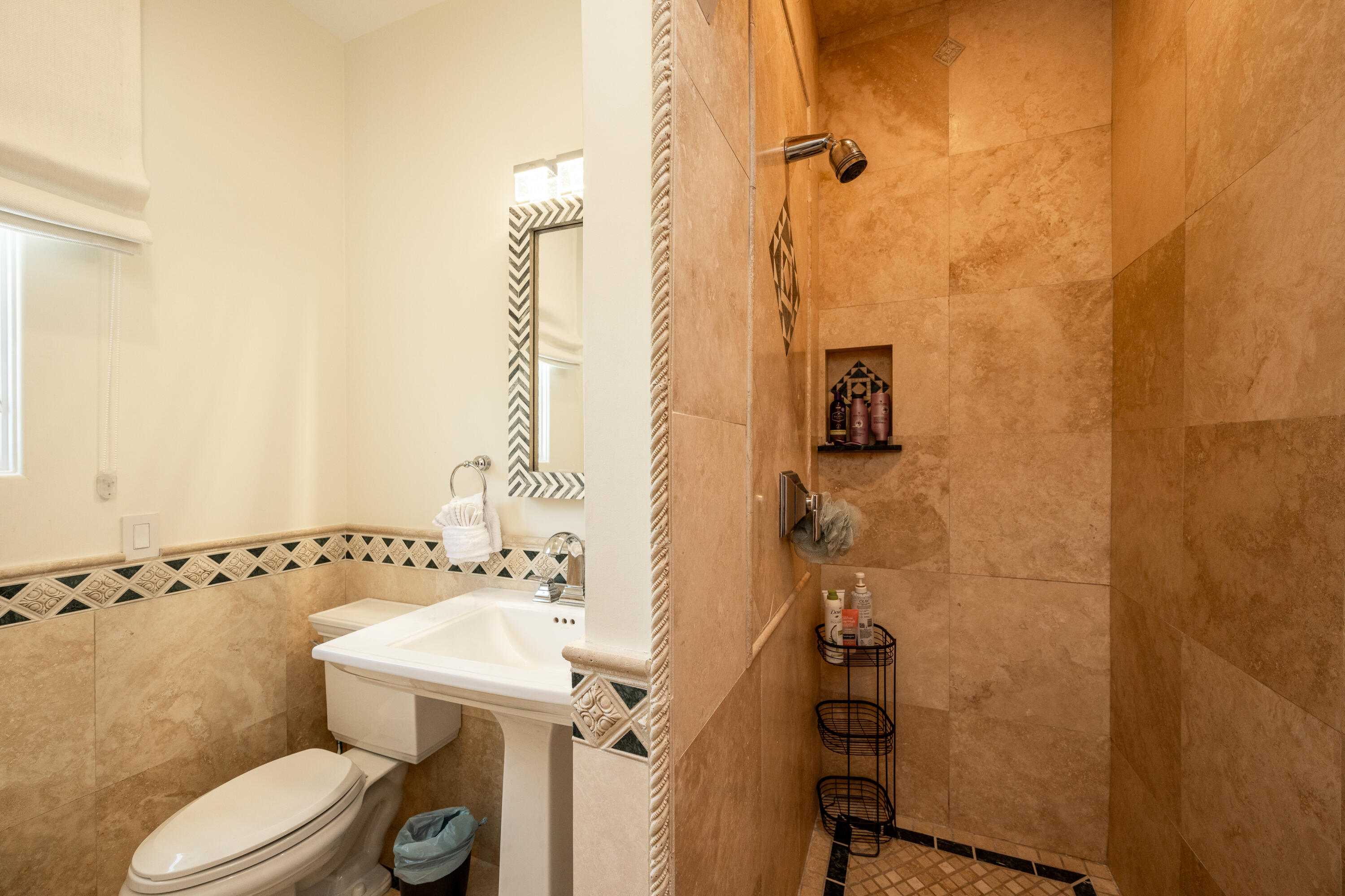 39 Evergreen Avenue Property Photo 14