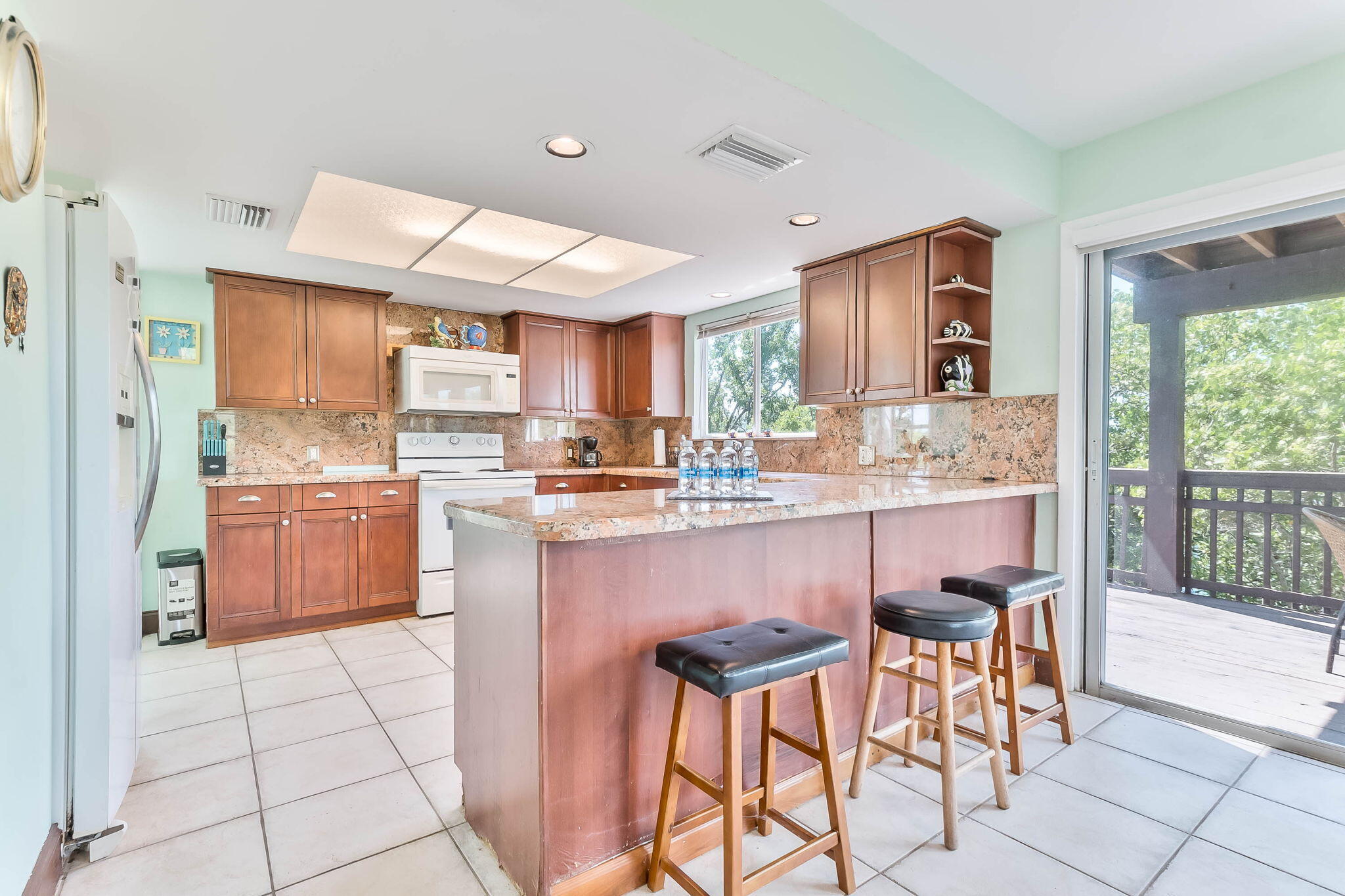 202 W Canal Drive Property Photo 10