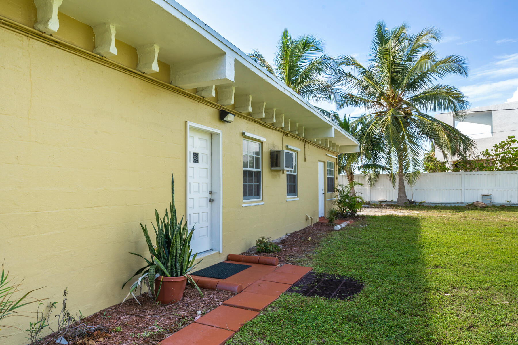 75621 Overseas Highway Property Photo 24