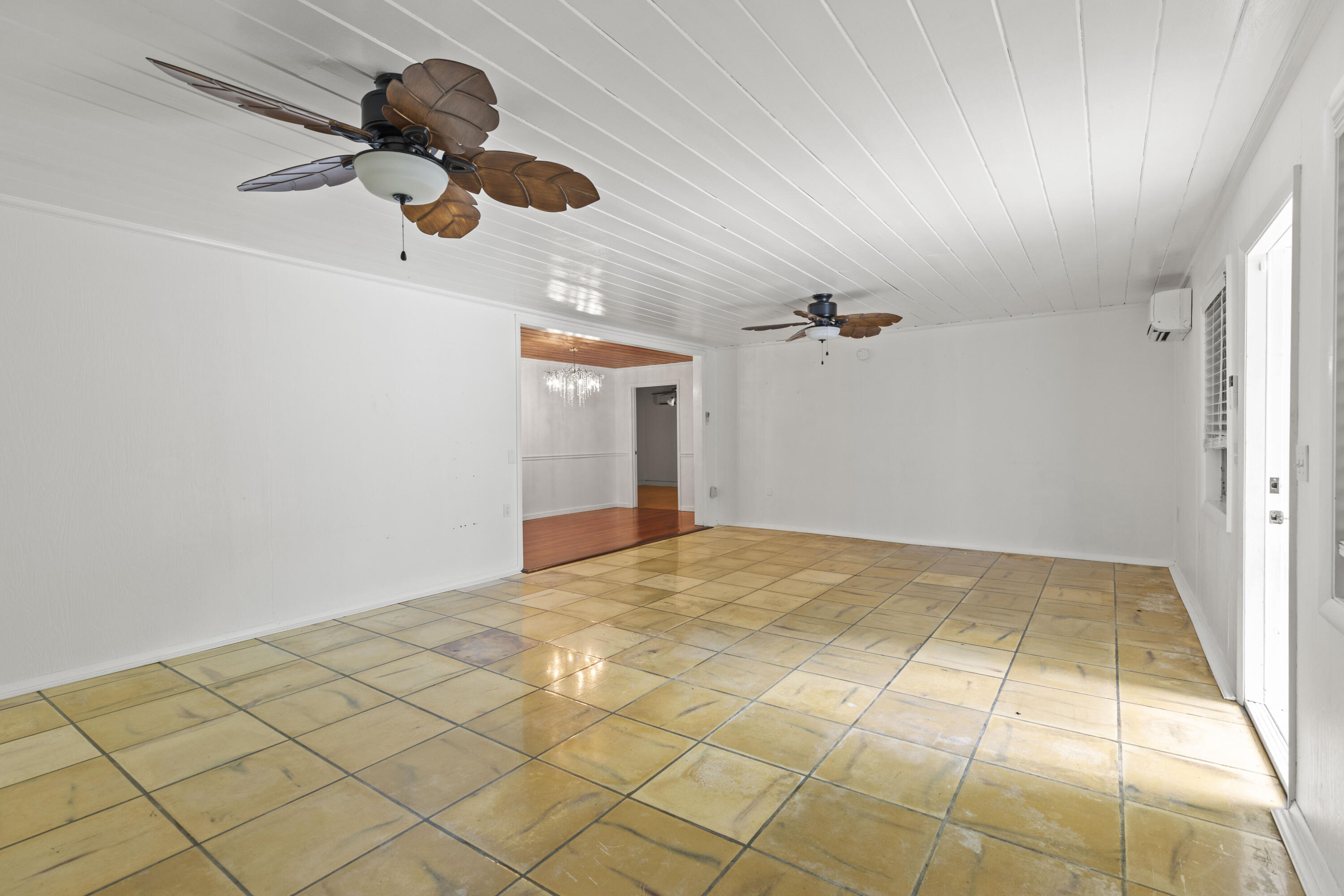 110 Knowles Street Property Photo 8