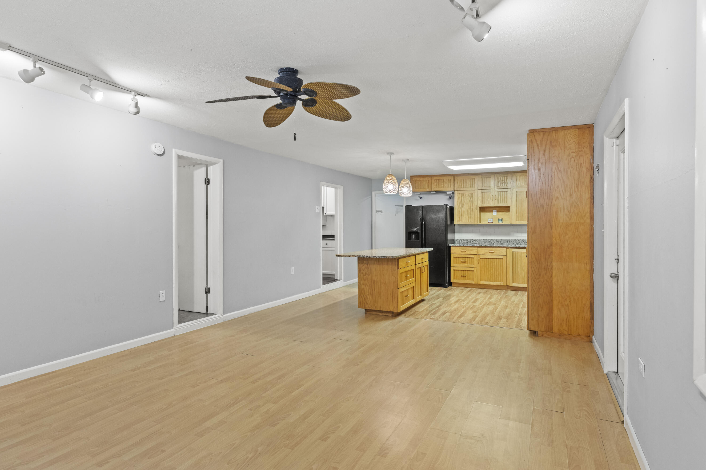 110 Knowles Street Property Photo 12
