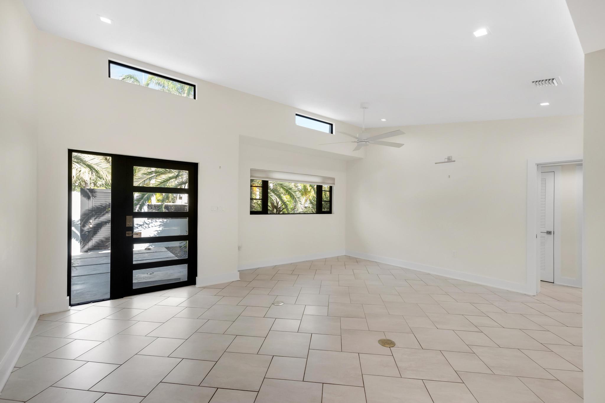 1508 Johnson Street Property Photo 9