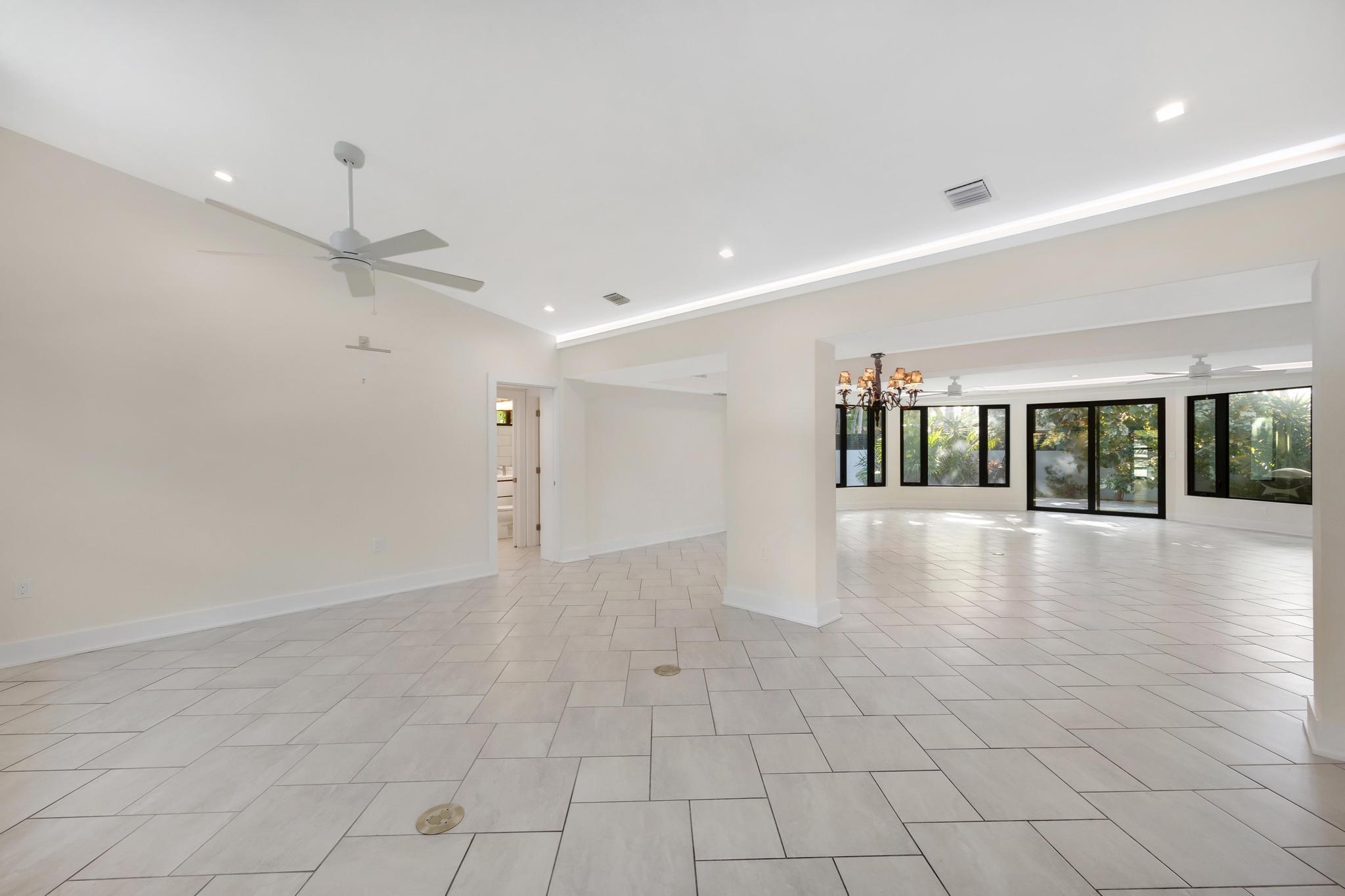 1508 Johnson Street Property Photo 12