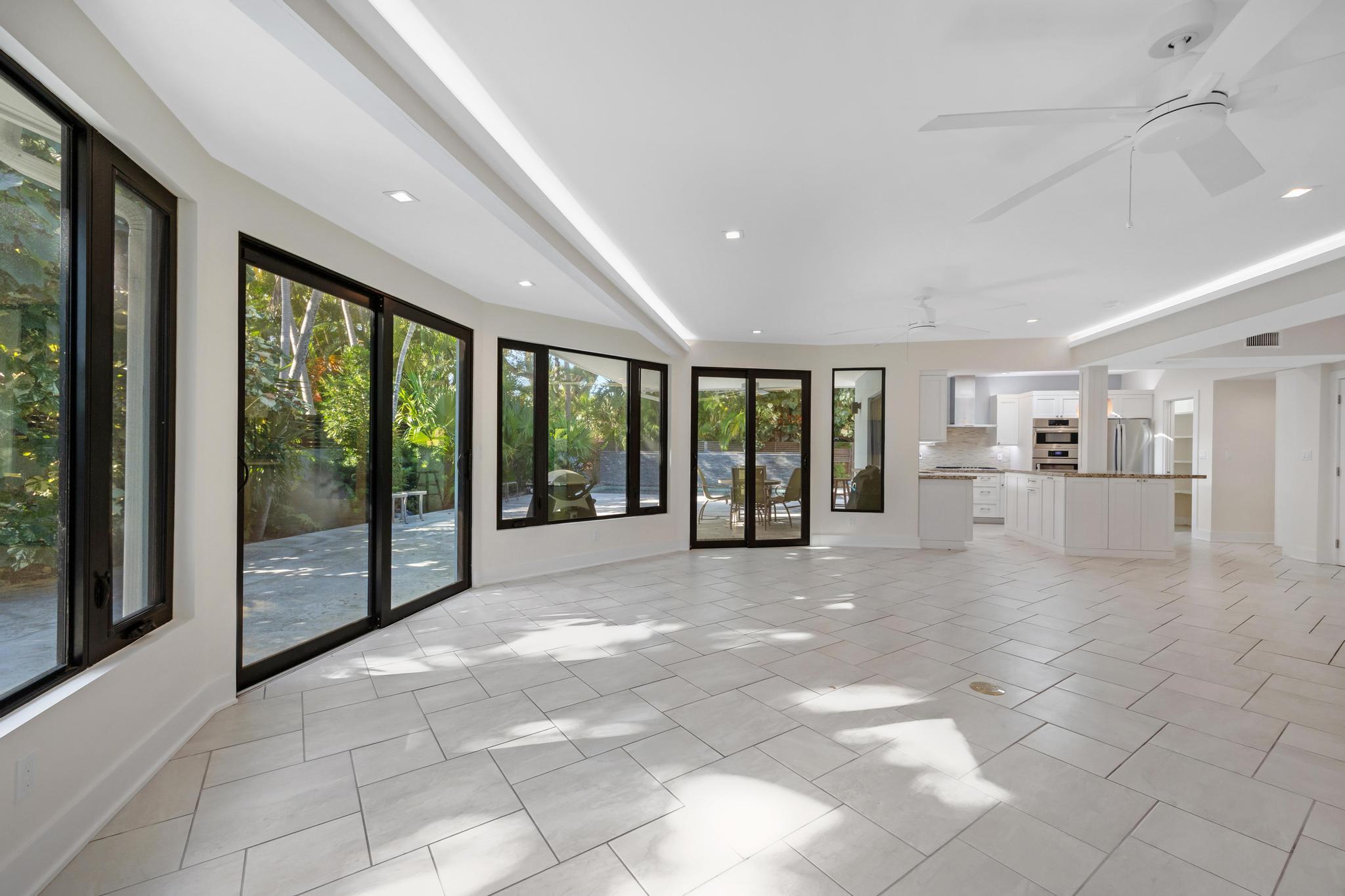 1508 Johnson Street Property Photo 15