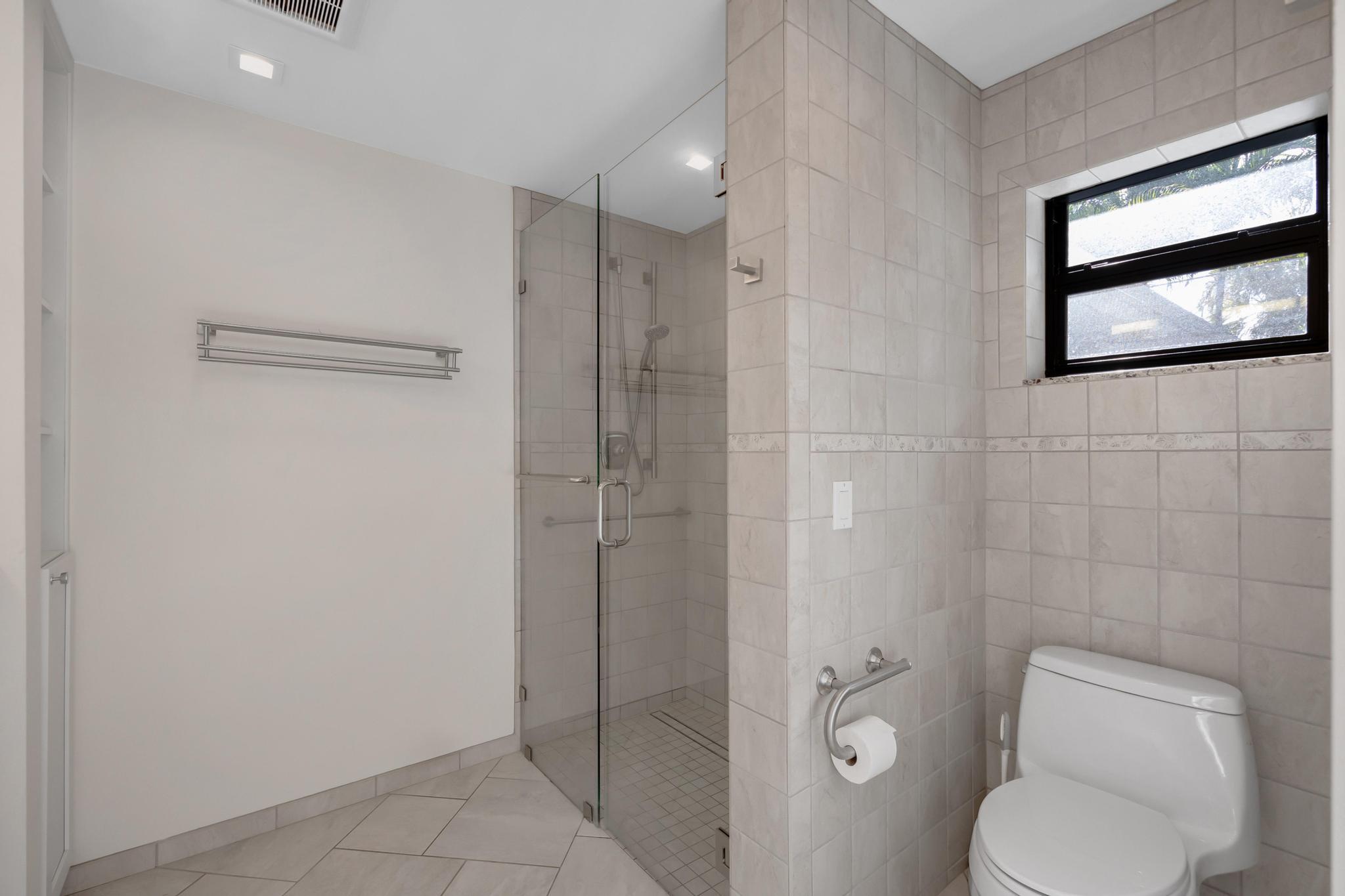 1508 Johnson Street Property Photo 34