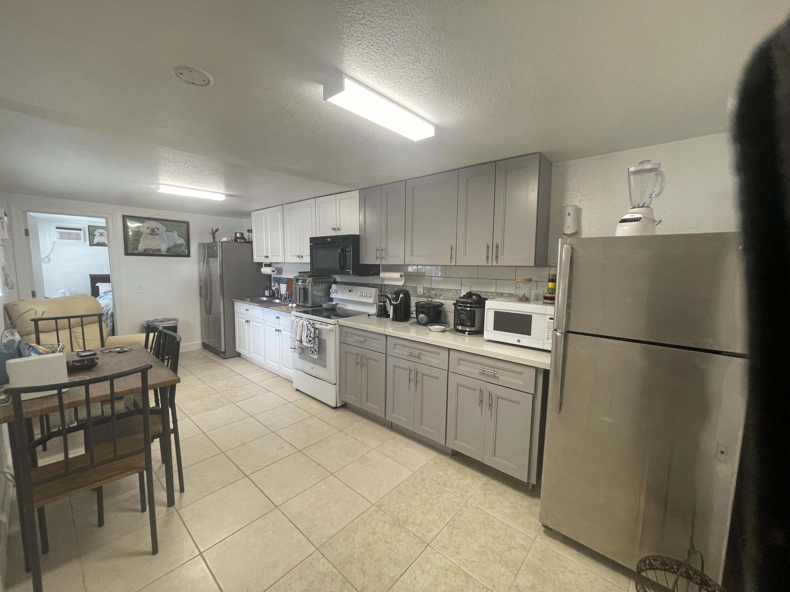 625 73rd Street Ocean Street, A-b Property Photo 4