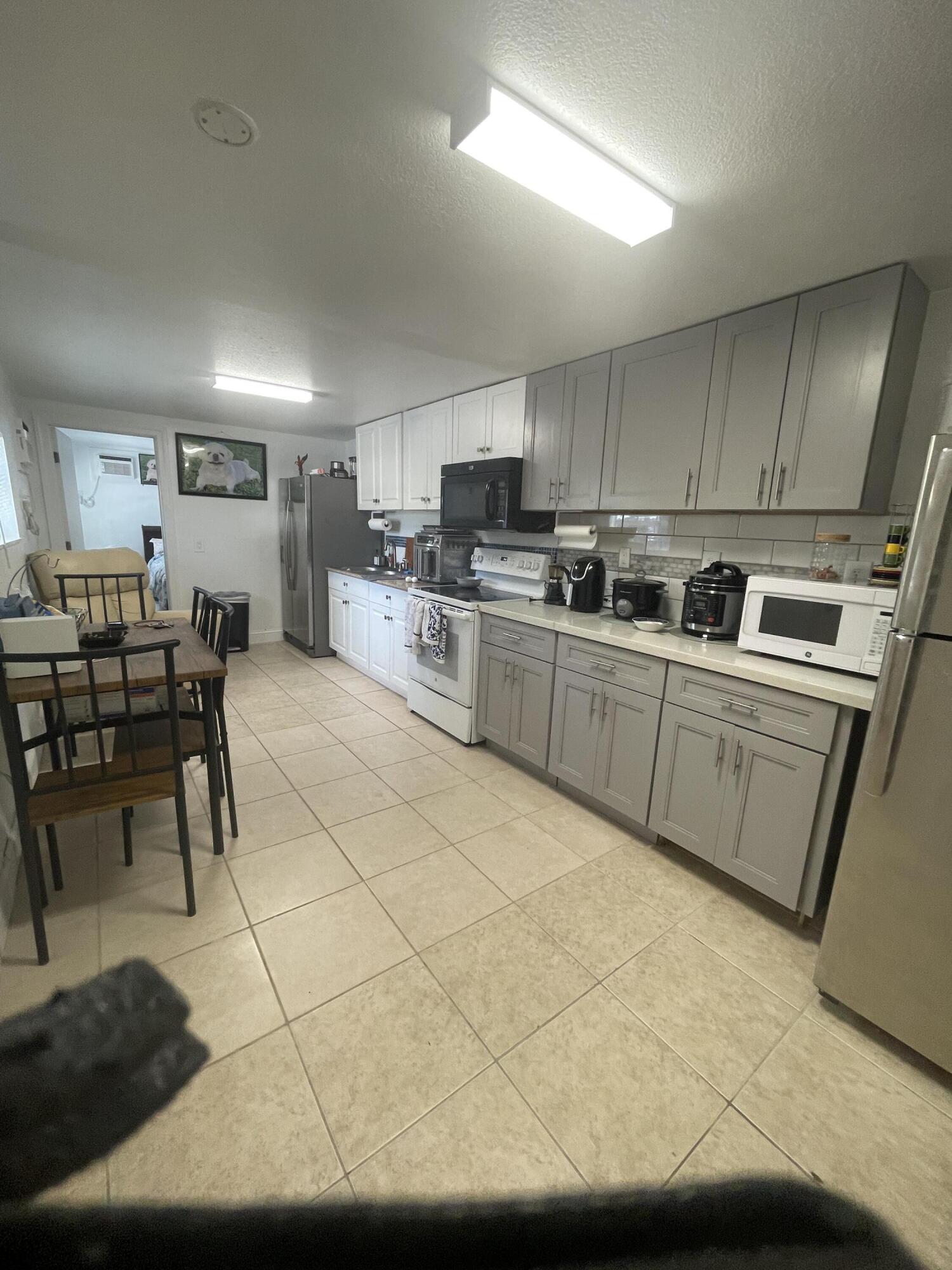 625 73rd Street Ocean Street, A-b Property Photo 5