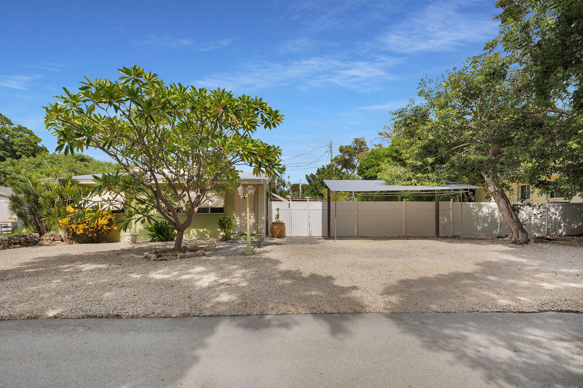 100 Broadway Avenue Property Photo 1