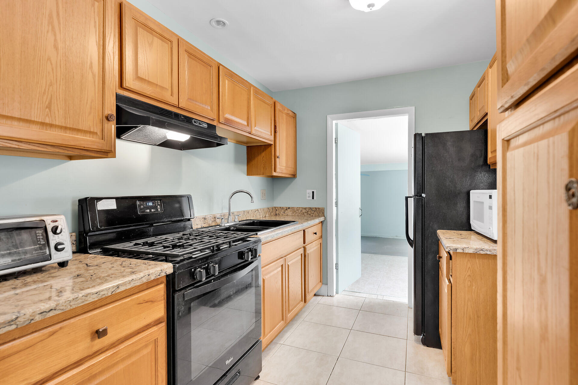 100 Broadway Avenue Property Photo 15