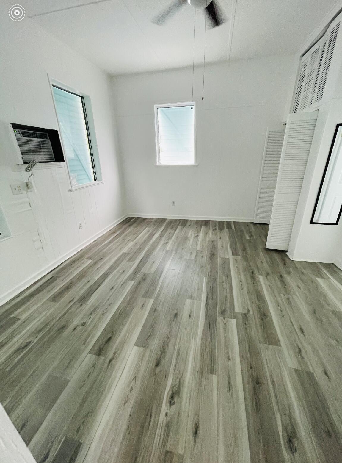 1122 Simonton Street Property Photo 13