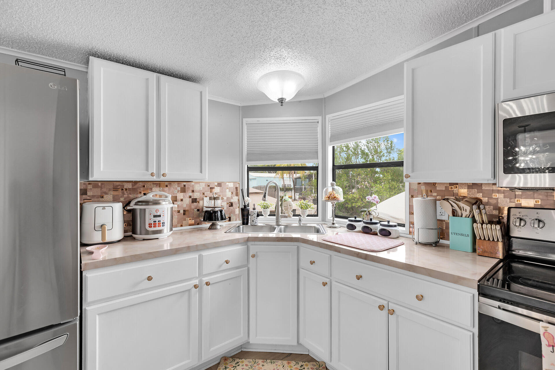 27969 Lobster Tail Trail Property Photo 9