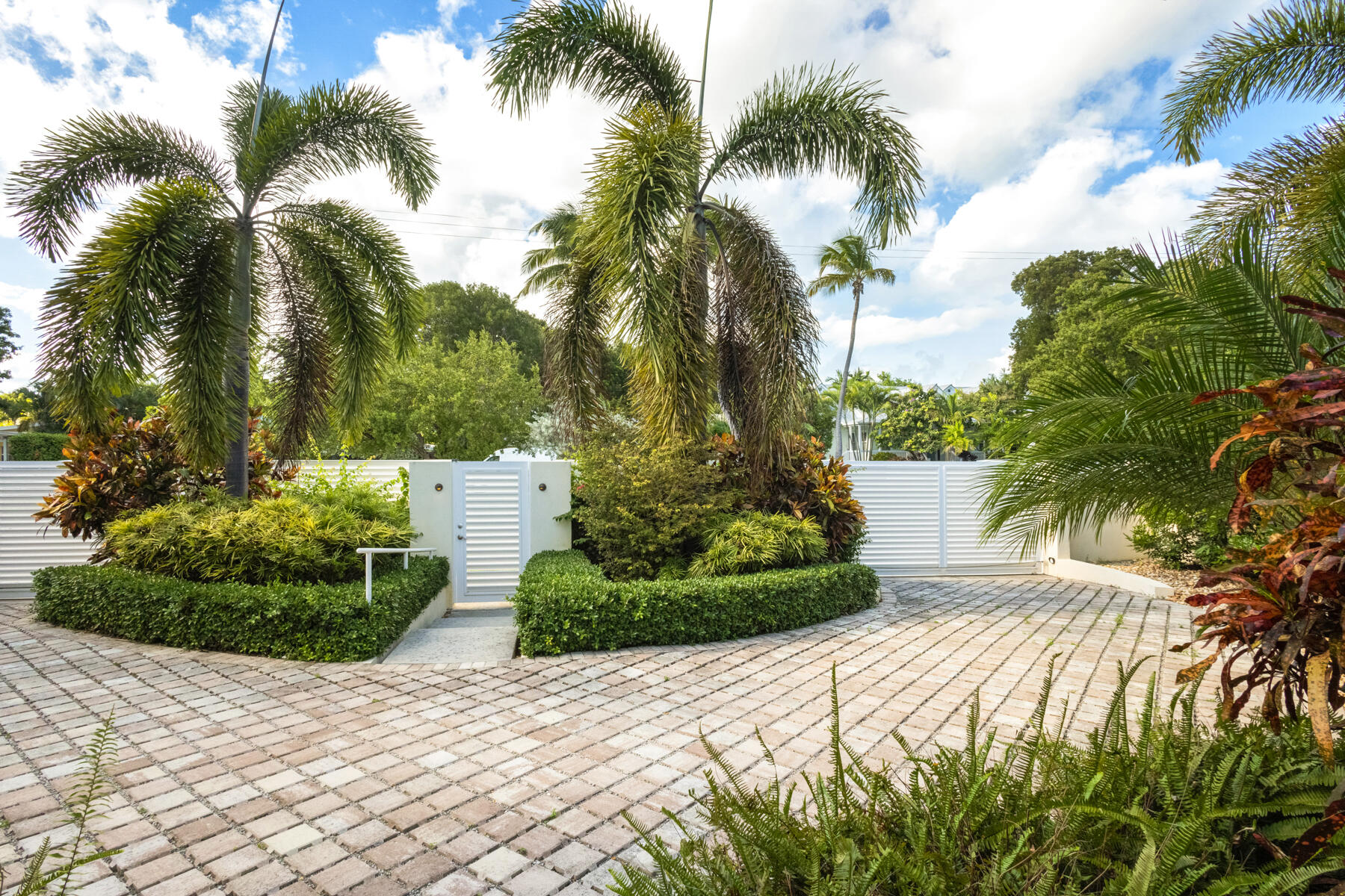 3720 Flagler Avenue Property Photo 49