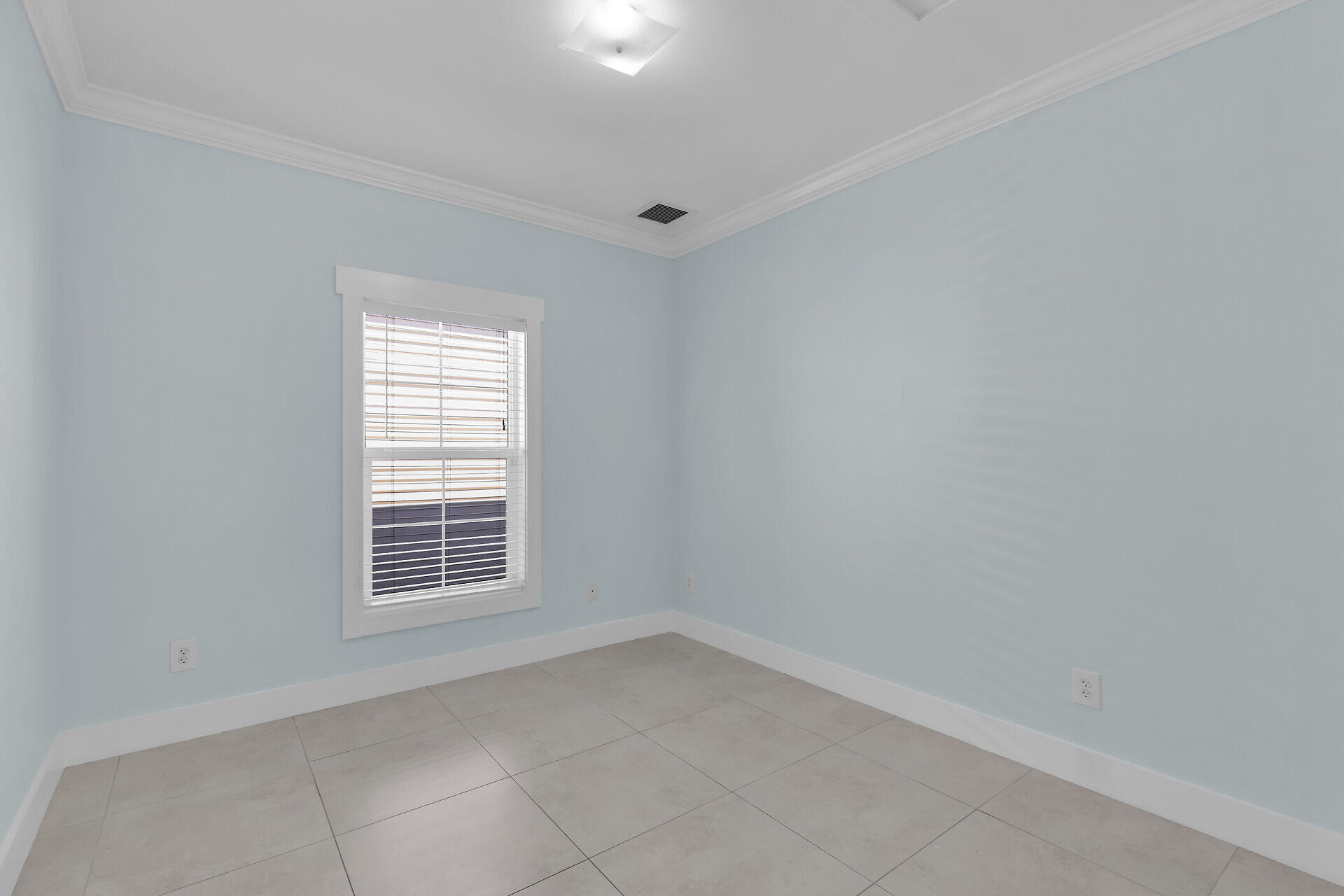 390 25th Street Ocean Property Photo 10