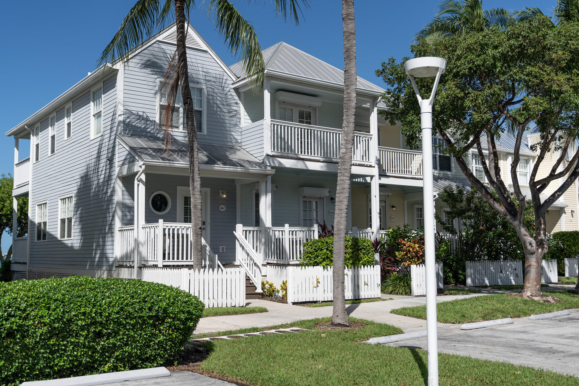 5067 Sunset Village Drive, B-100 Property Photo 2