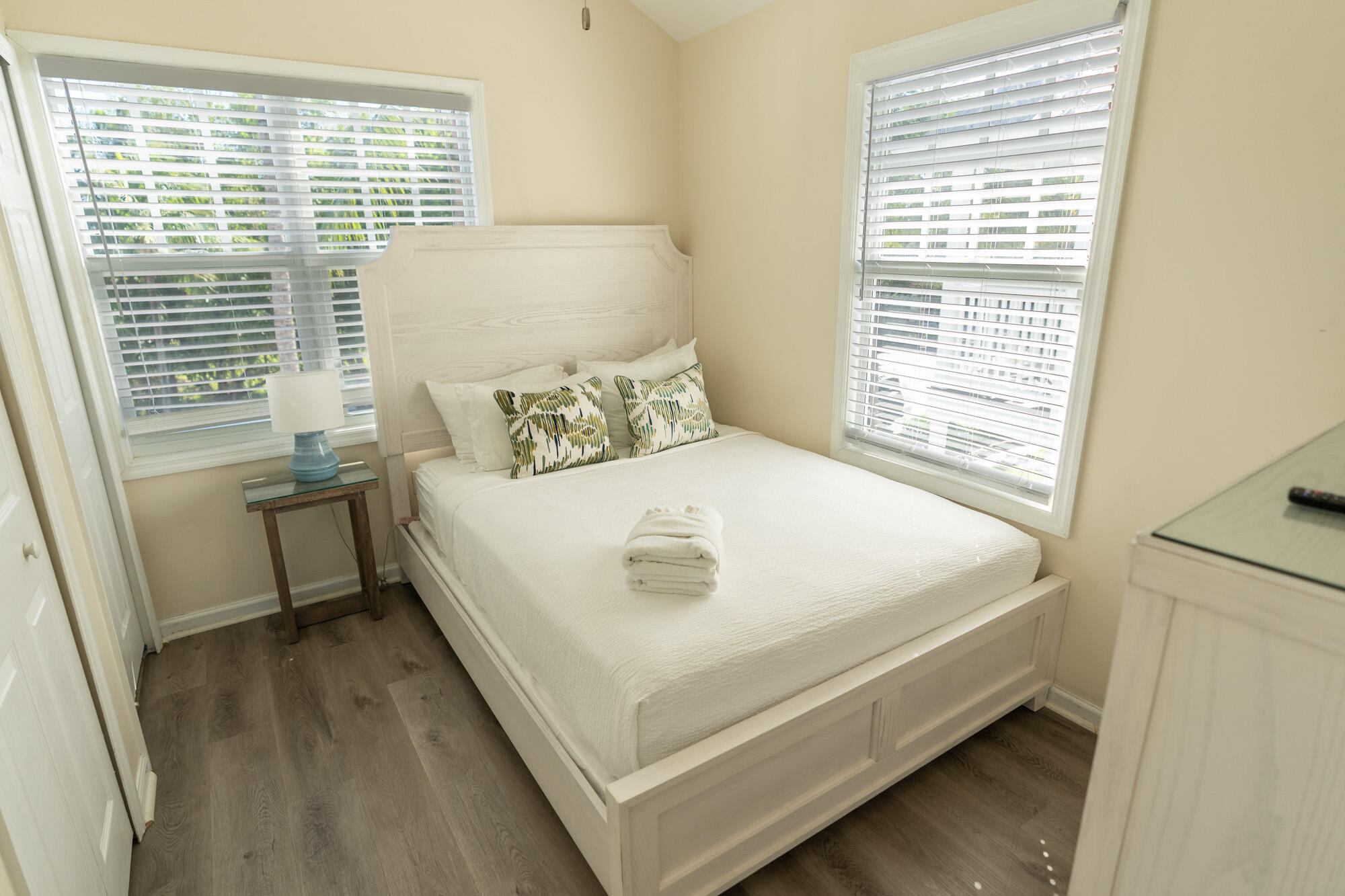 5067 Sunset Village Drive, B-100 Property Photo 16