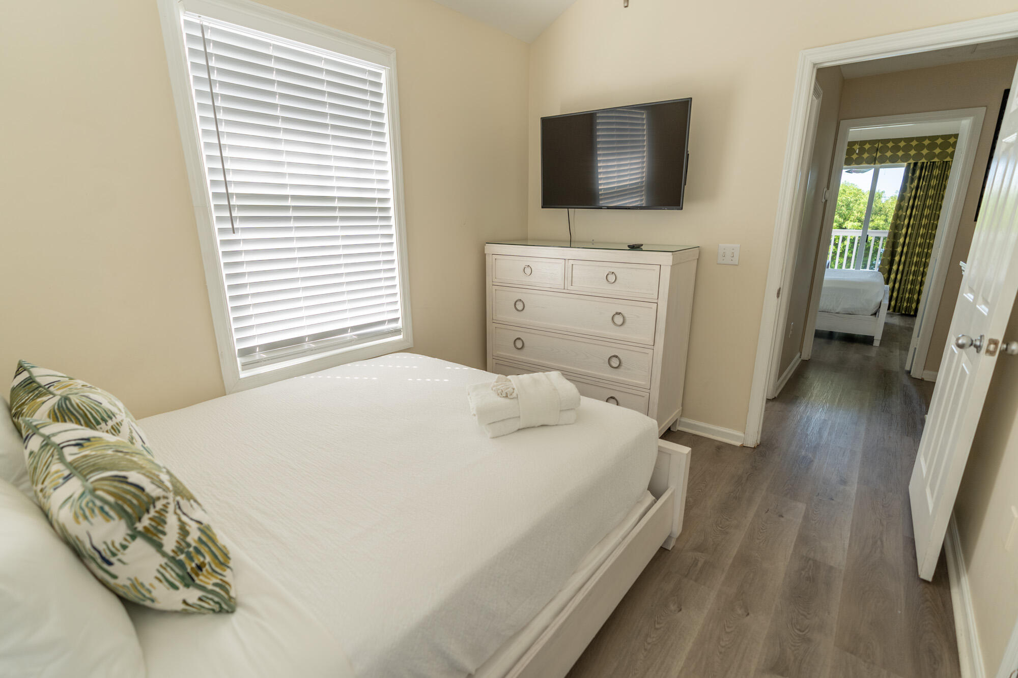 5067 Sunset Village Drive, B-100 Property Photo 22
