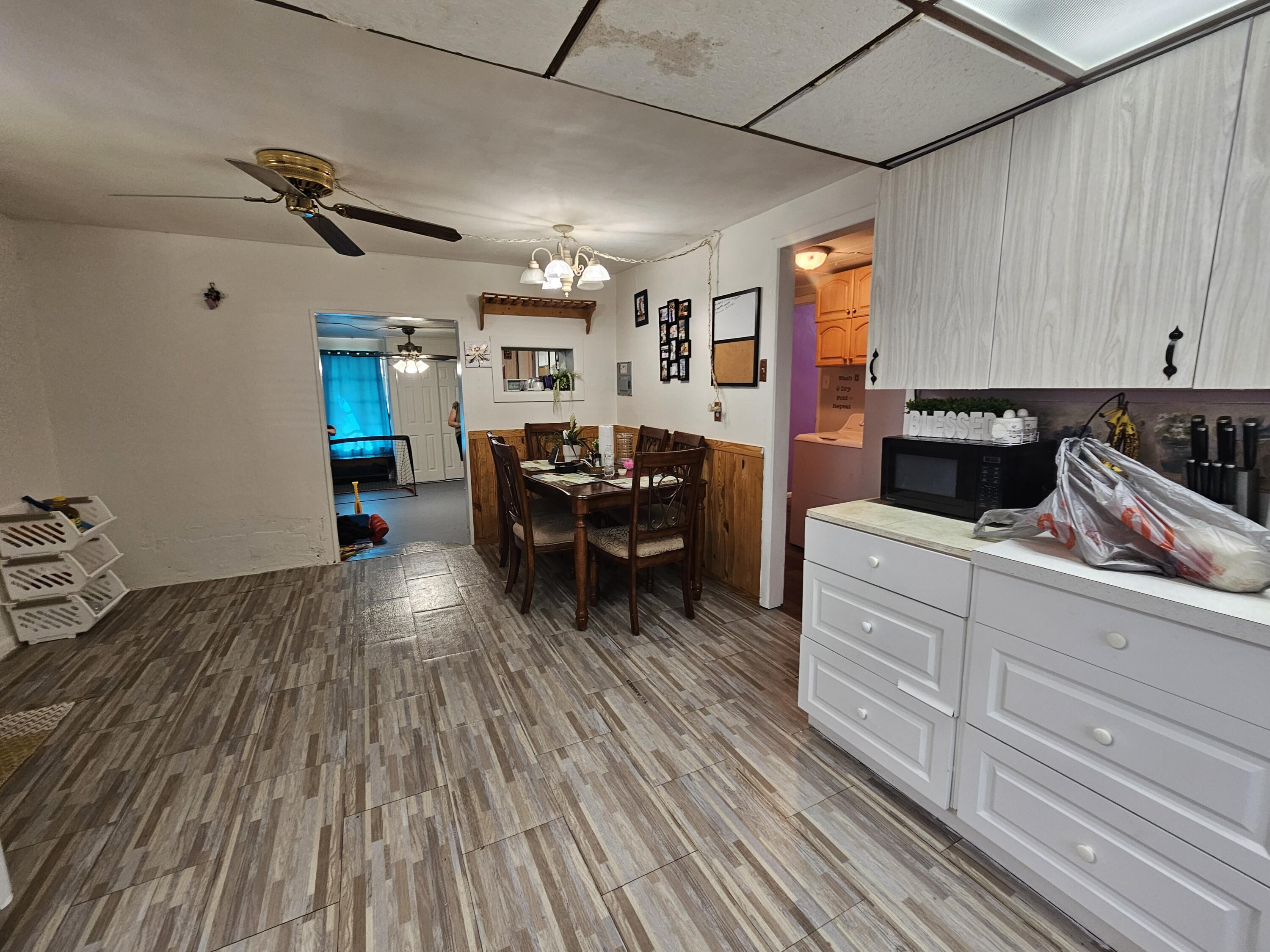 908 66th Street Property Photo 16