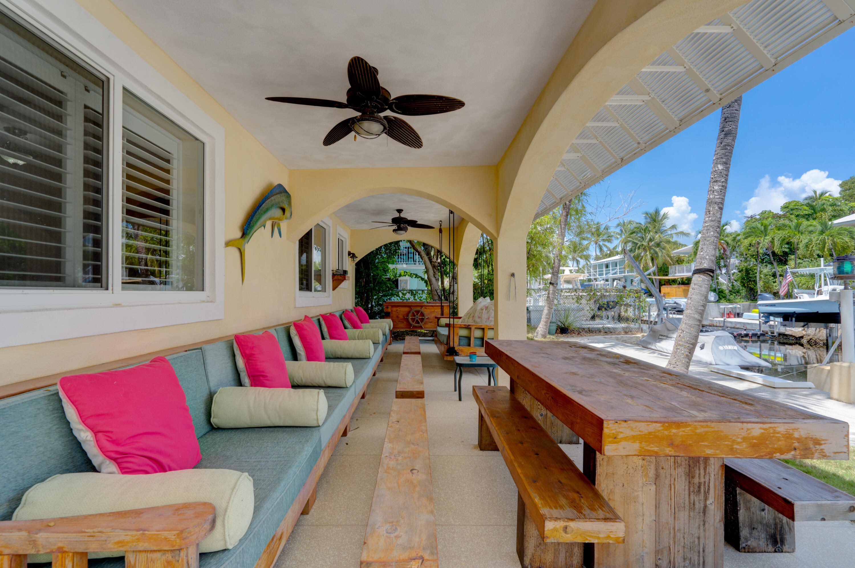 1121 Grand Street Property Photo 4