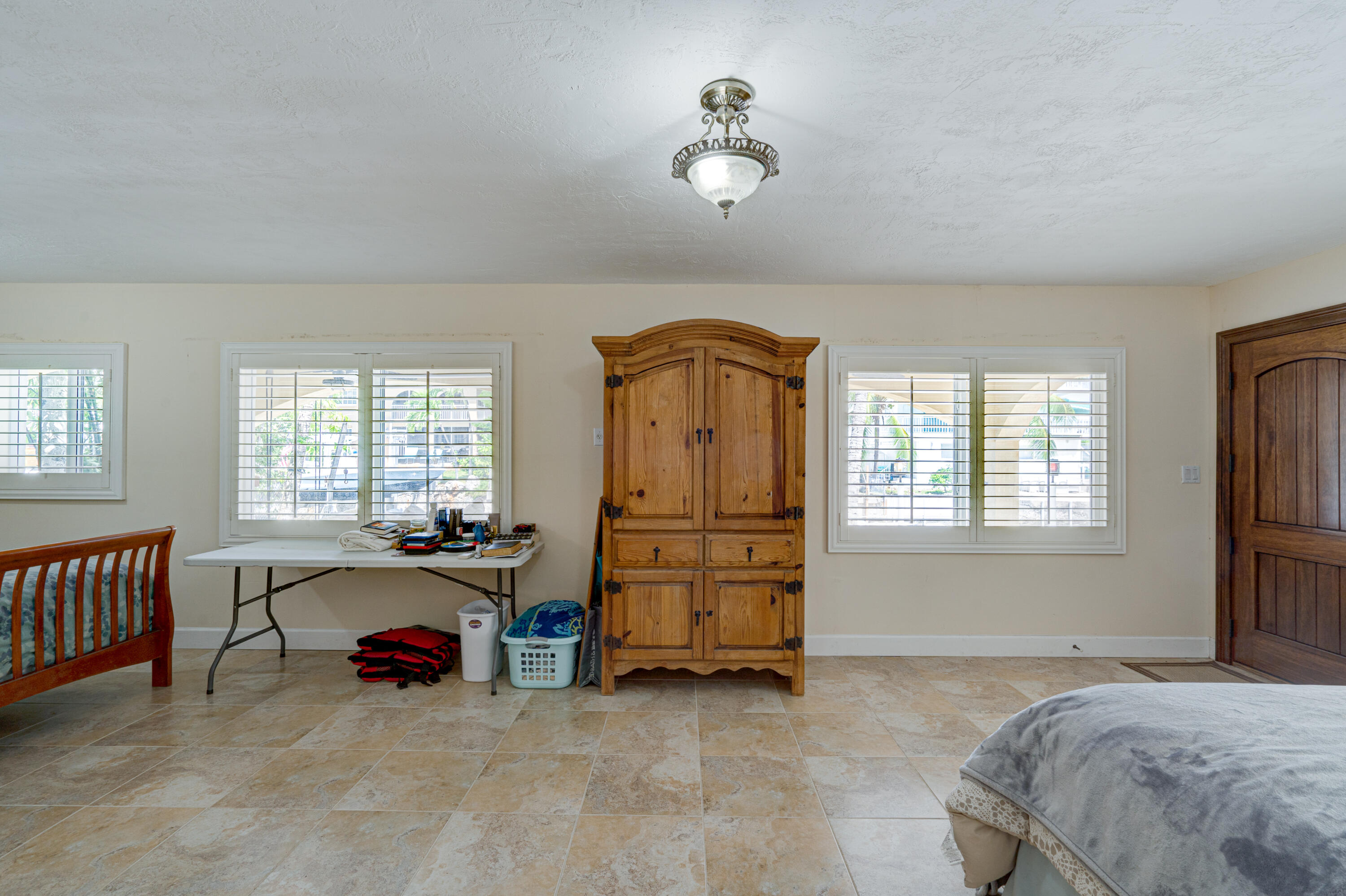 1121 Grand Street Property Photo 48