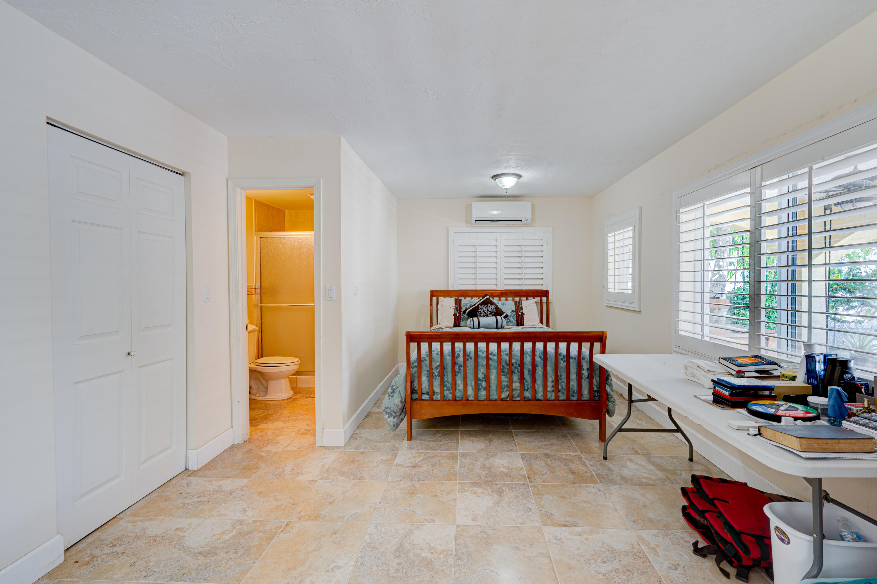 1121 Grand Street Property Photo 50