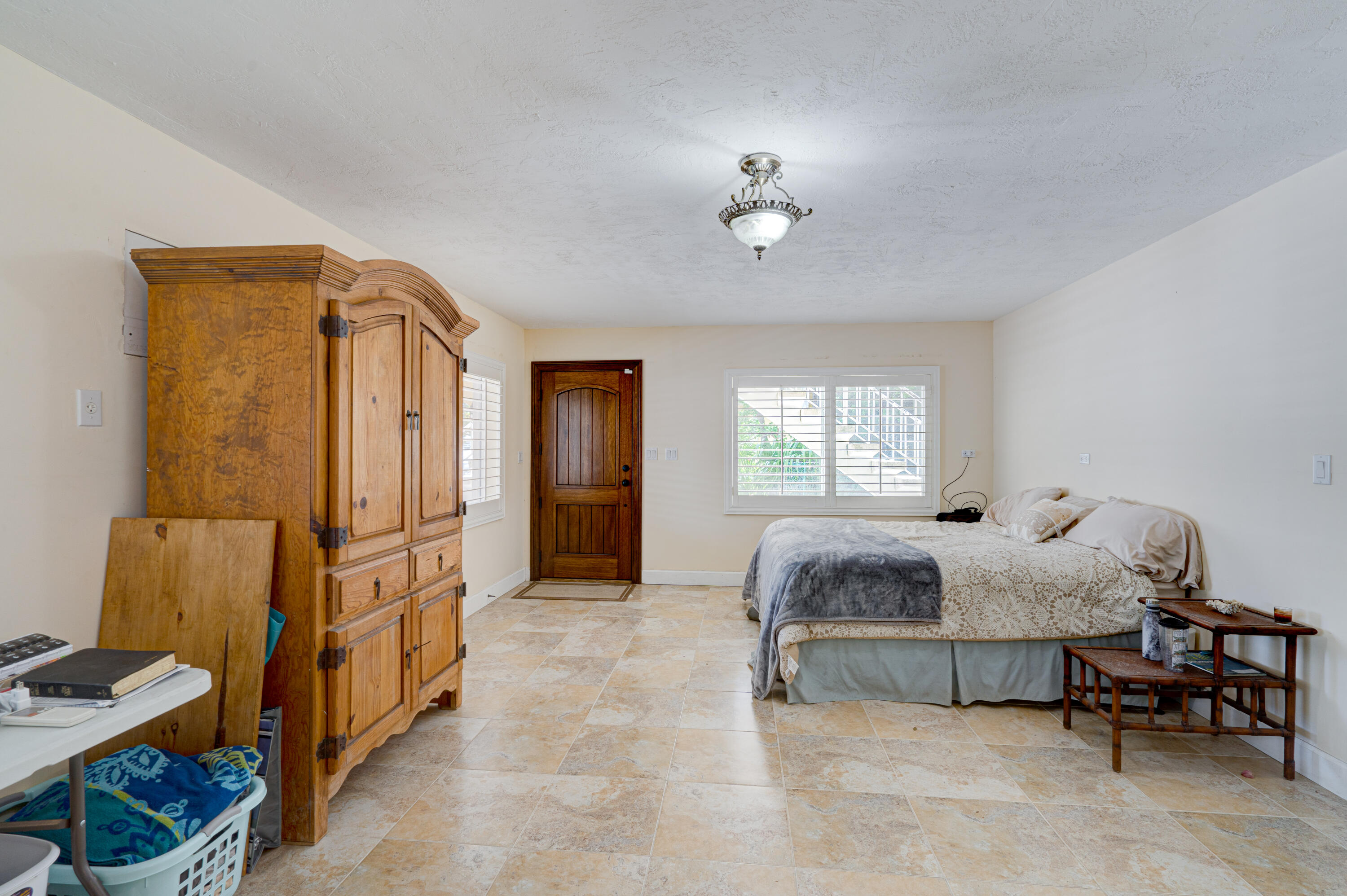 1121 Grand Street Property Photo 51