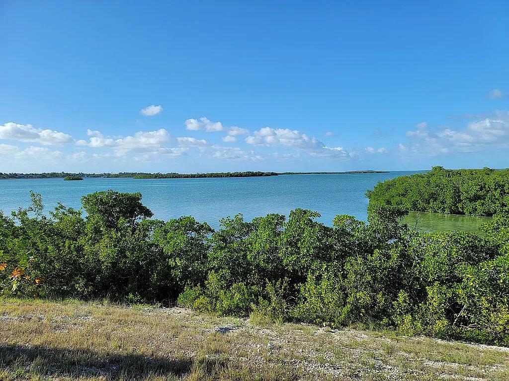 Oharas Key Is Street Gulf Property Photo 1