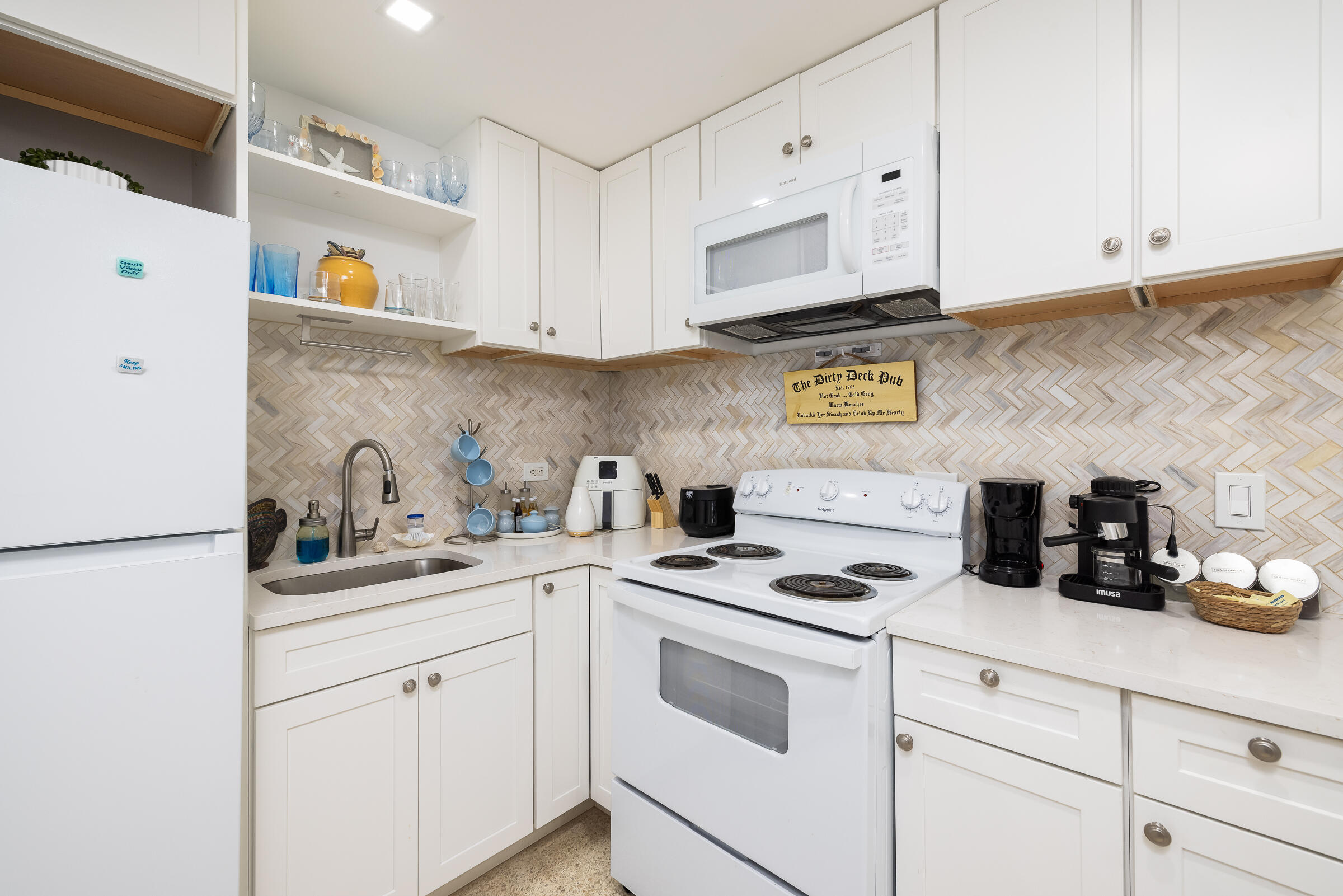 108 Poinciana Drive Property Photo 8