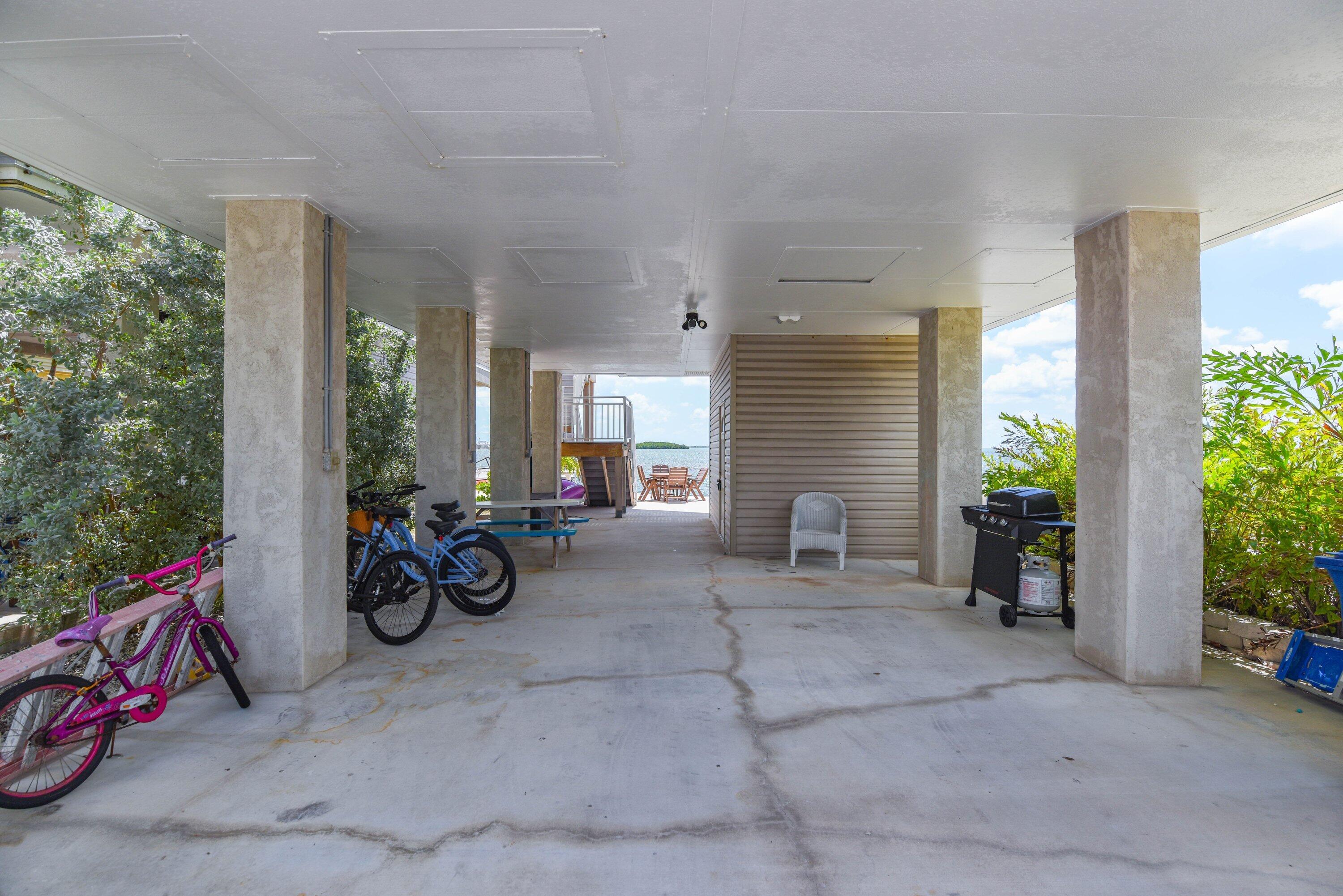 701 Spanish Main Drive, 51 Property Photo 19